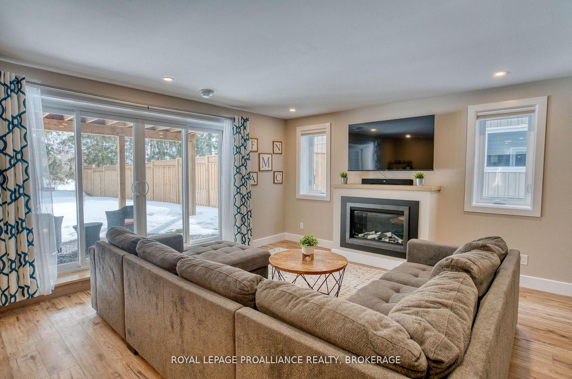 Photo 34 of 620 Graceland Avenue, Kingston, South of Taylor-Kidd Blvd — HOMEH