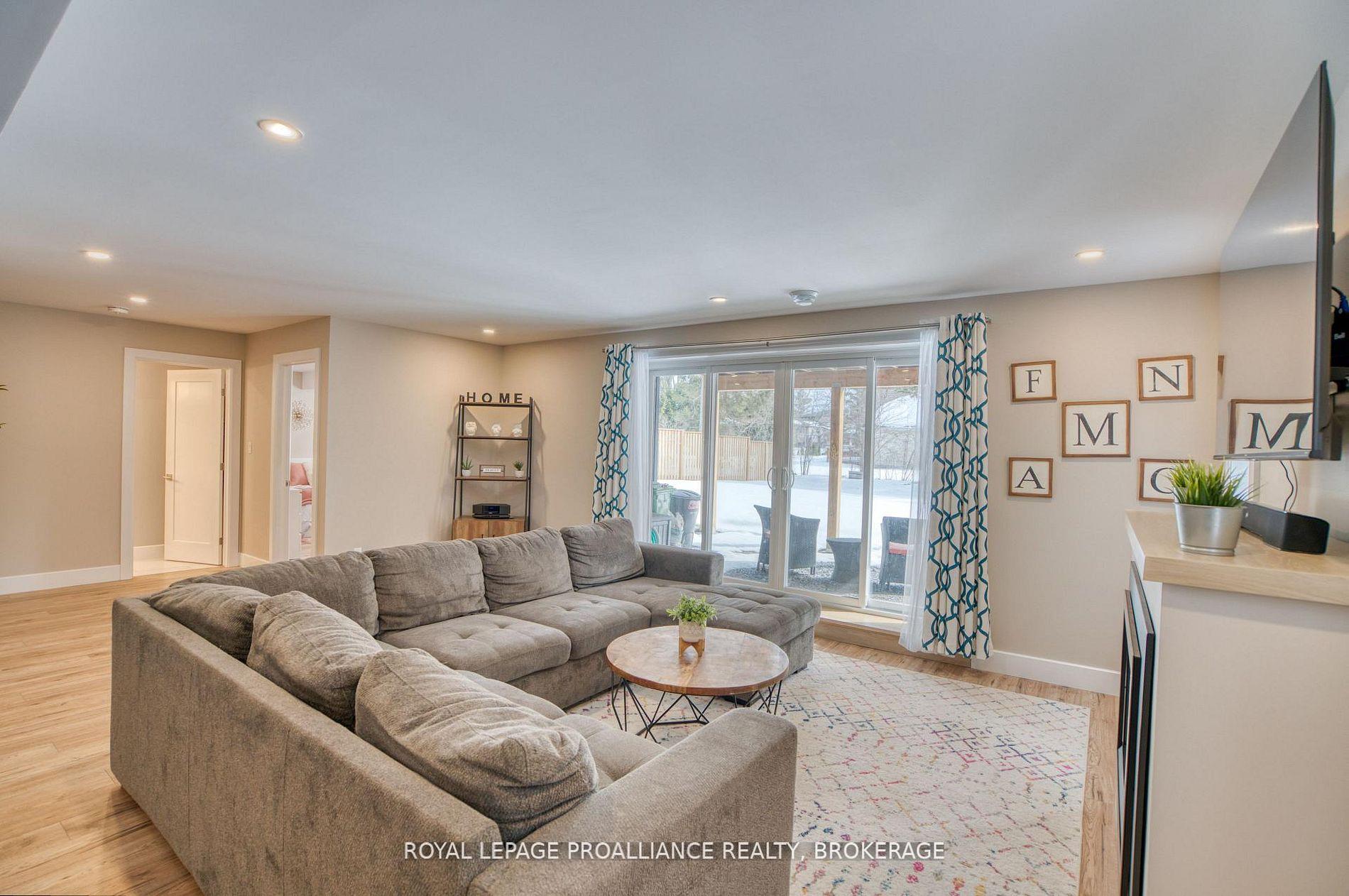 Photo 36 of 620 Graceland Avenue, Kingston, South of Taylor-Kidd Blvd — HOMEH