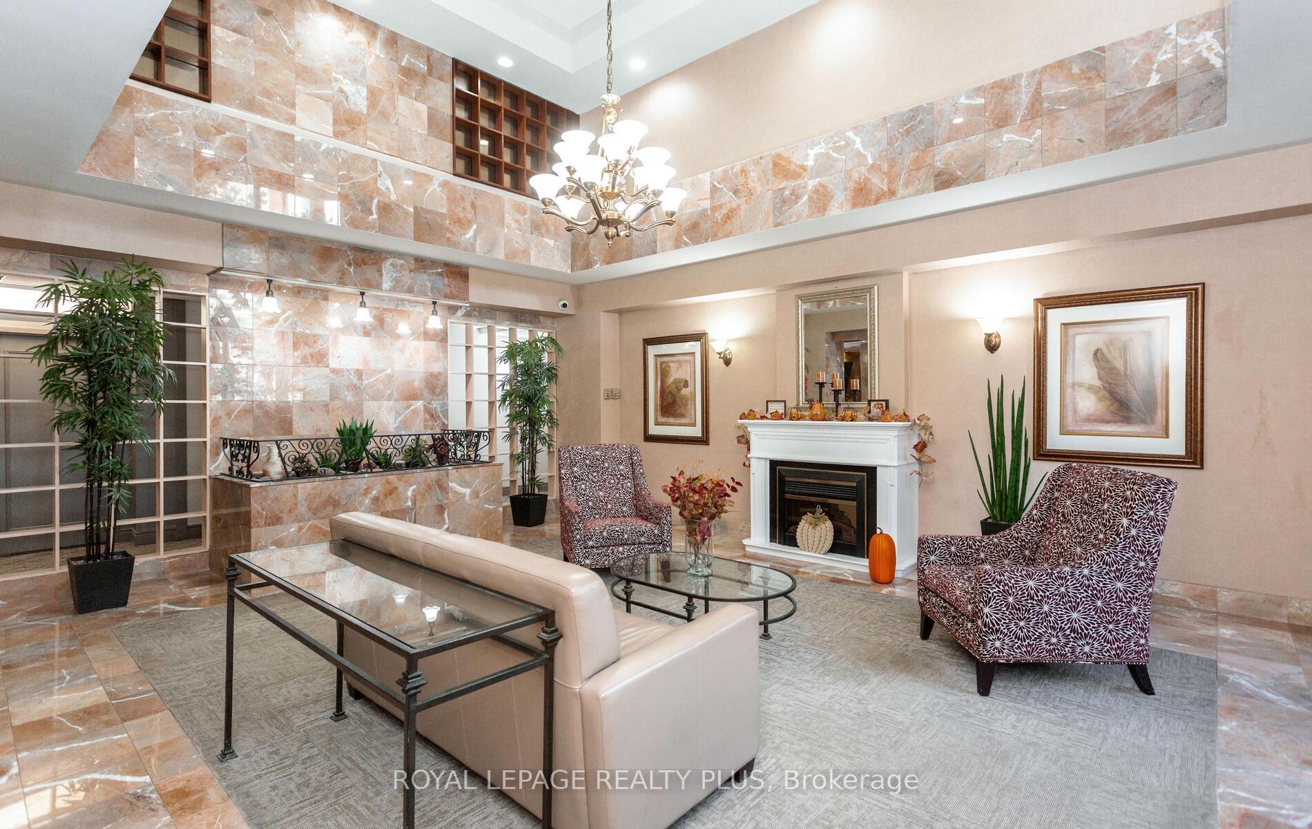 Photo 5 of Unit 803, 5 Lisa Street, Brampton, Queen Street Corridor — HOMEH