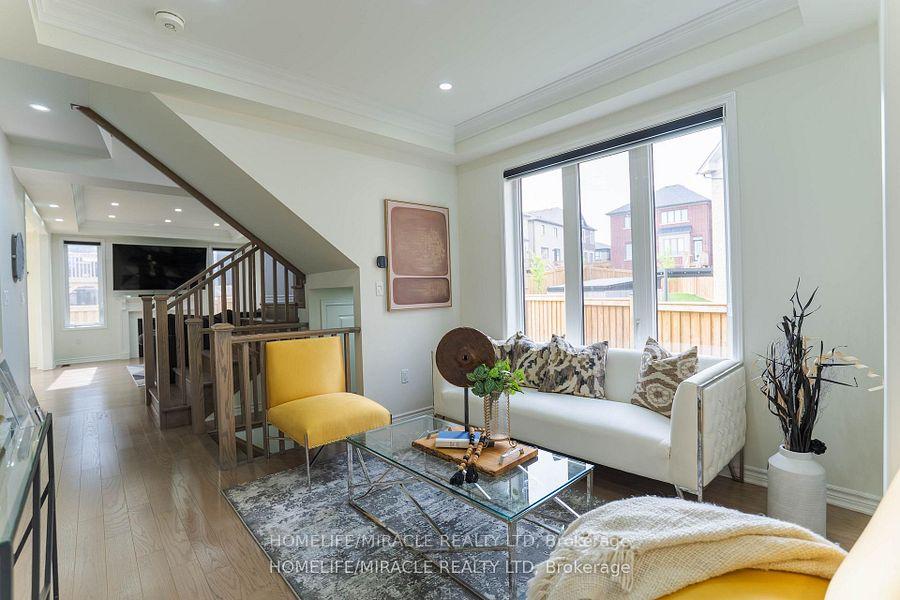 Photo 7 of 3059 Hollyberry Trail, Pickering, Rural Pickering — HOMEH