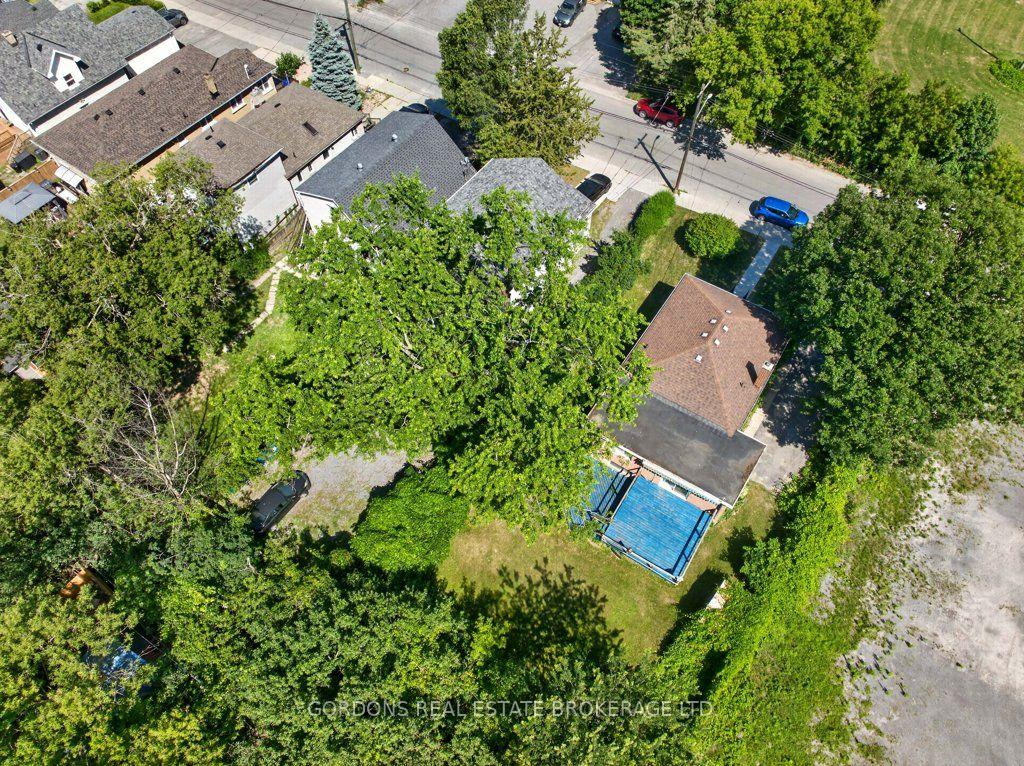 Photo 3 of 132 Joseph Street, Kingston, East of Sir John A. Blvd — HOMEH