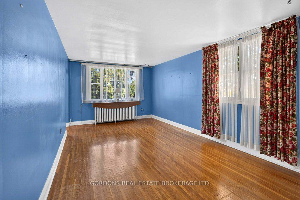 Photo 18 of 132 Joseph Street, Kingston, East of Sir John A. Blvd — HOMEH