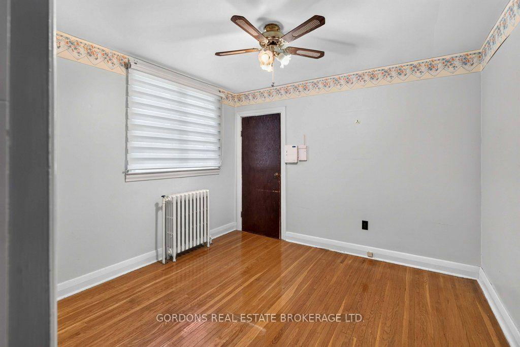 Photo 20 of 132 Joseph Street, Kingston, East of Sir John A. Blvd — HOMEH