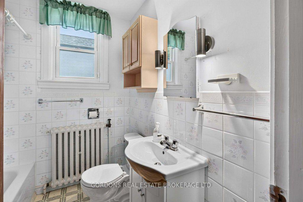 Photo 21 of 132 Joseph Street, Kingston, East of Sir John A. Blvd — HOMEH