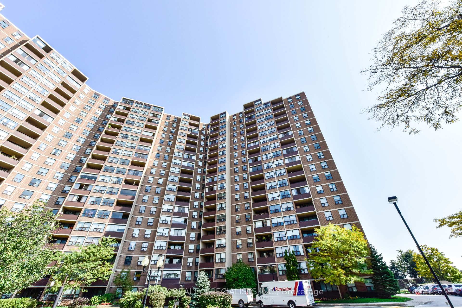 Photo 2 of Unit PH2005, 716 The West Mall, Etobicoke, Eringate-Centennial-West Deane — HOMEH