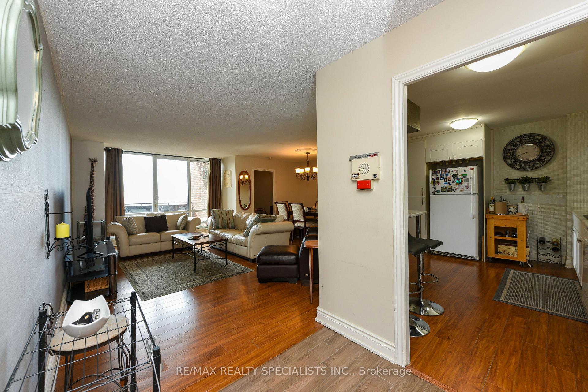 Photo 17 of Unit PH2005, 716 The West Mall, Etobicoke, Eringate-Centennial-West Deane — HOMEH