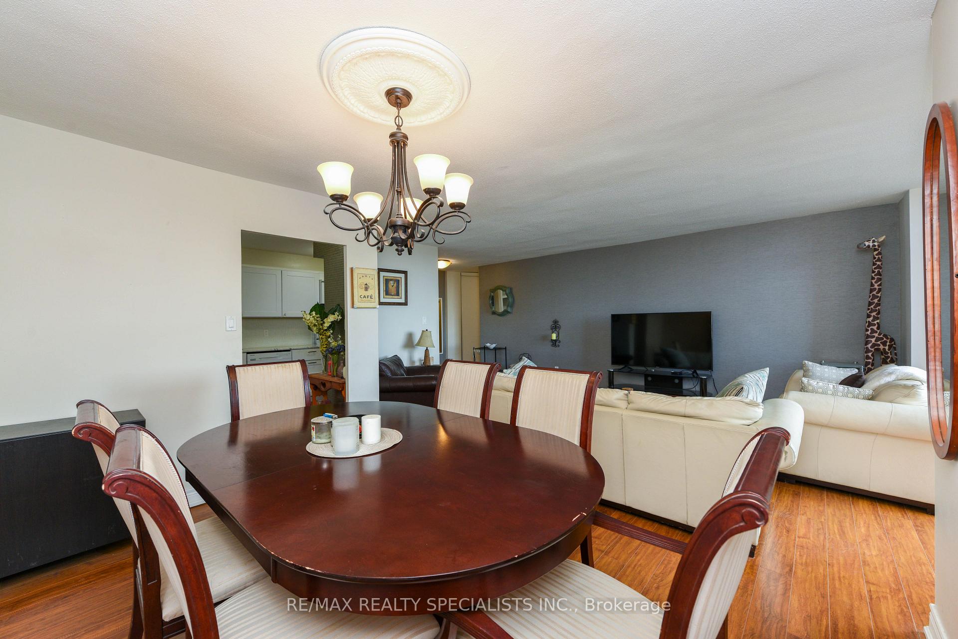 Photo 21 of Unit PH2005, 716 The West Mall, Etobicoke, Eringate-Centennial-West Deane — HOMEH