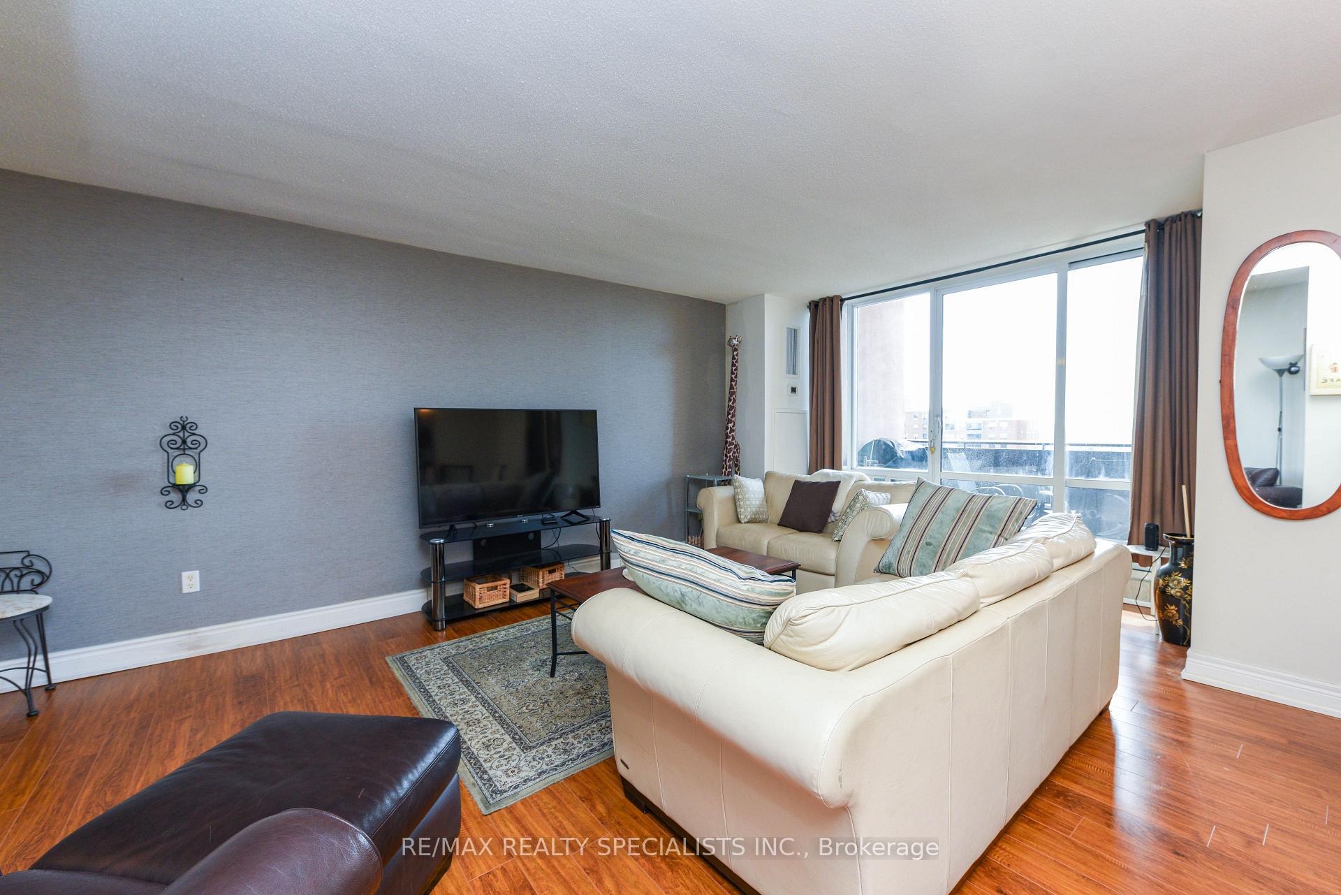 Photo 31 of Unit PH2005, 716 The West Mall, Etobicoke, Eringate-Centennial-West Deane — HOMEH