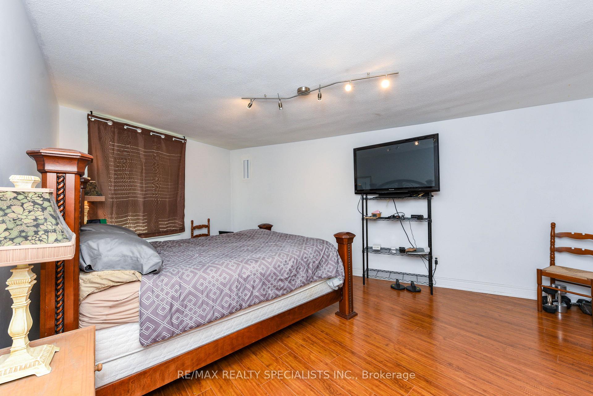 Photo 40 of Unit PH2005, 716 The West Mall, Etobicoke, Eringate-Centennial-West Deane — HOMEH