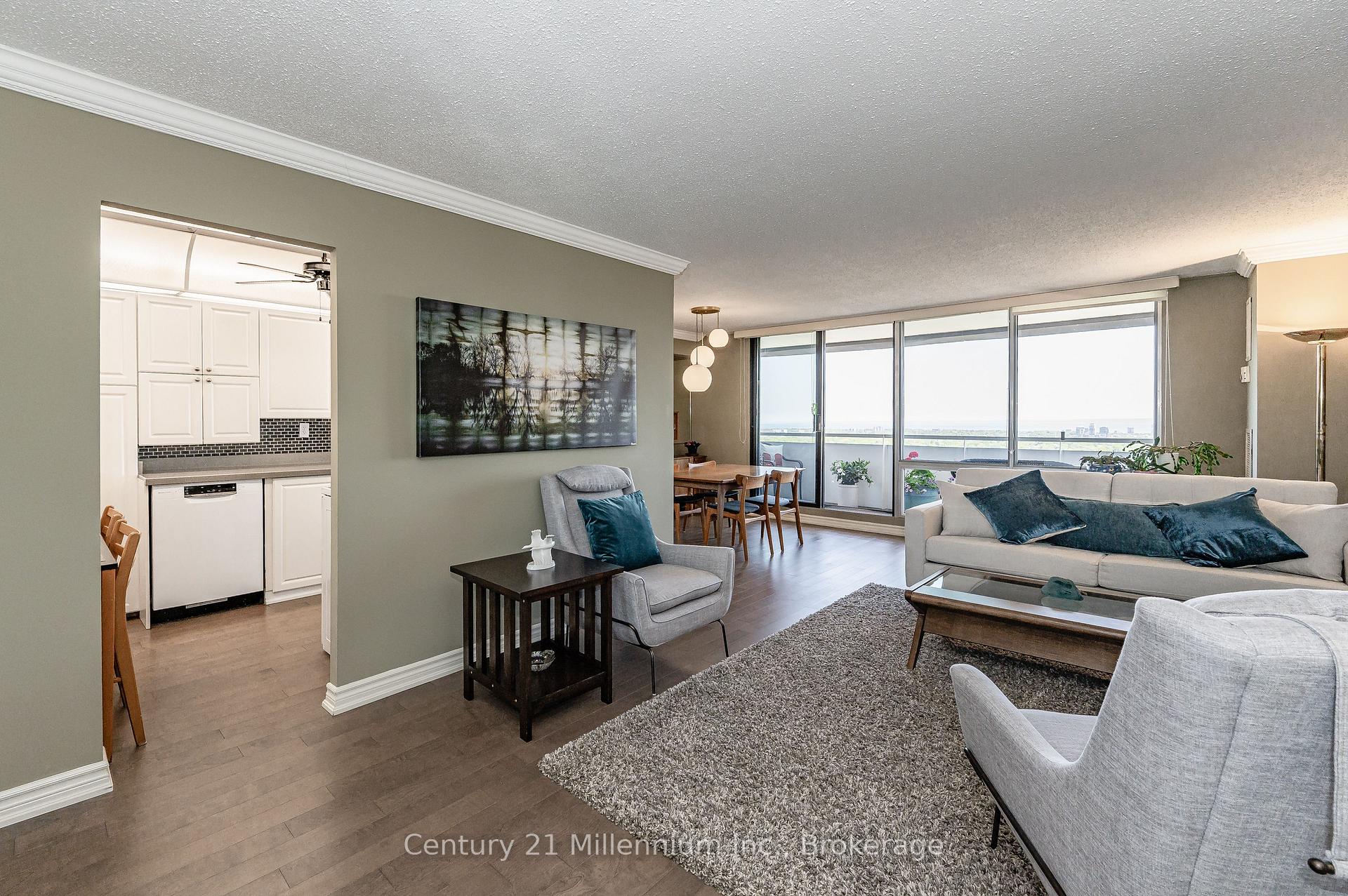 Photo 7 of Unit 1605, 2055 Upper Middle Road, Burlington, Brant Hills — HOMEH