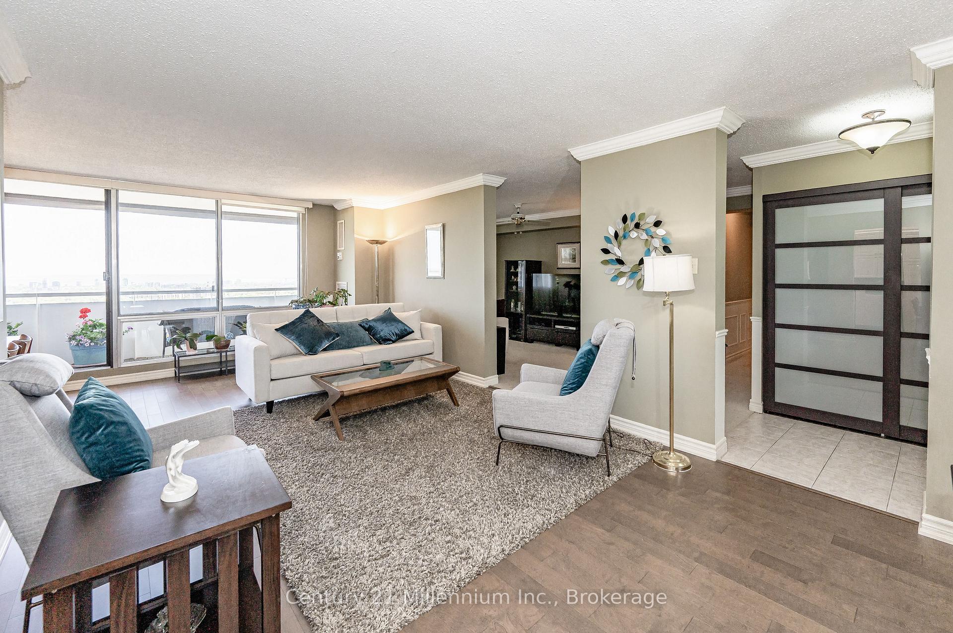 Photo 8 of Unit 1605, 2055 Upper Middle Road, Burlington, Brant Hills — HOMEH