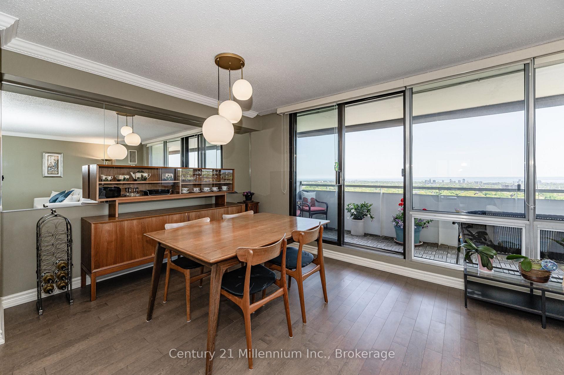 Photo 12 of Unit 1605, 2055 Upper Middle Road, Burlington, Brant Hills — HOMEH