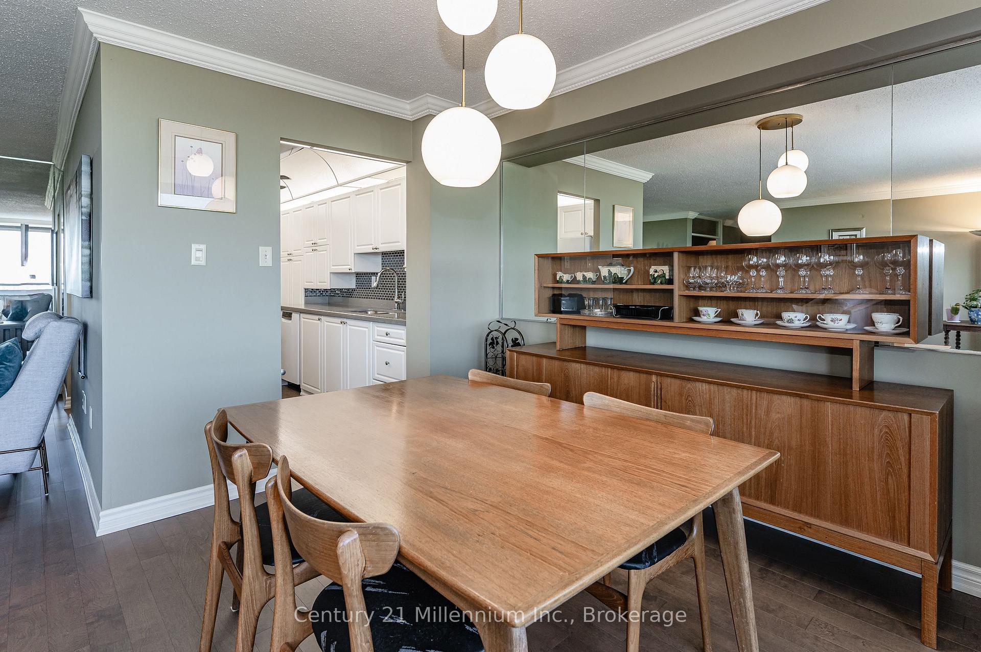 Photo 15 of Unit 1605, 2055 Upper Middle Road, Burlington, Brant Hills — HOMEH