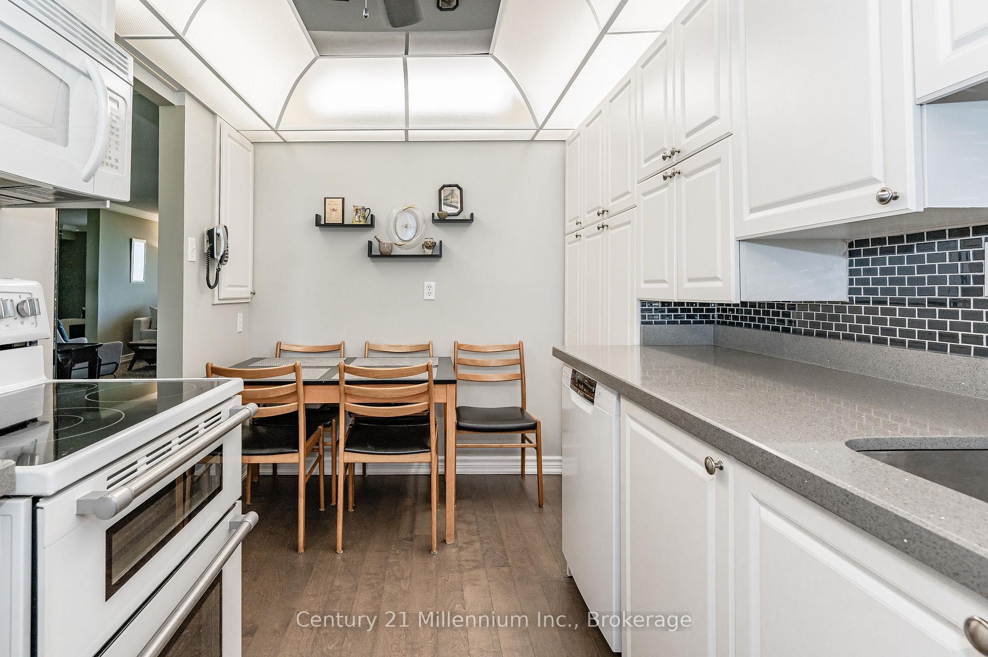 Photo 25 of Unit 1605, 2055 Upper Middle Road, Burlington, Brant Hills — HOMEH