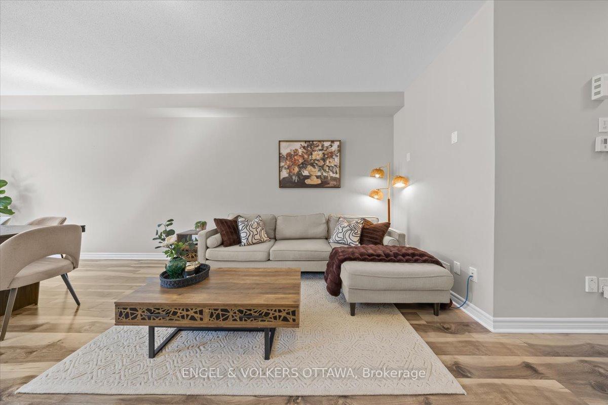 Photo 6 of 508 Hyssop Street, Ottawa, Avalon West — HOMEH