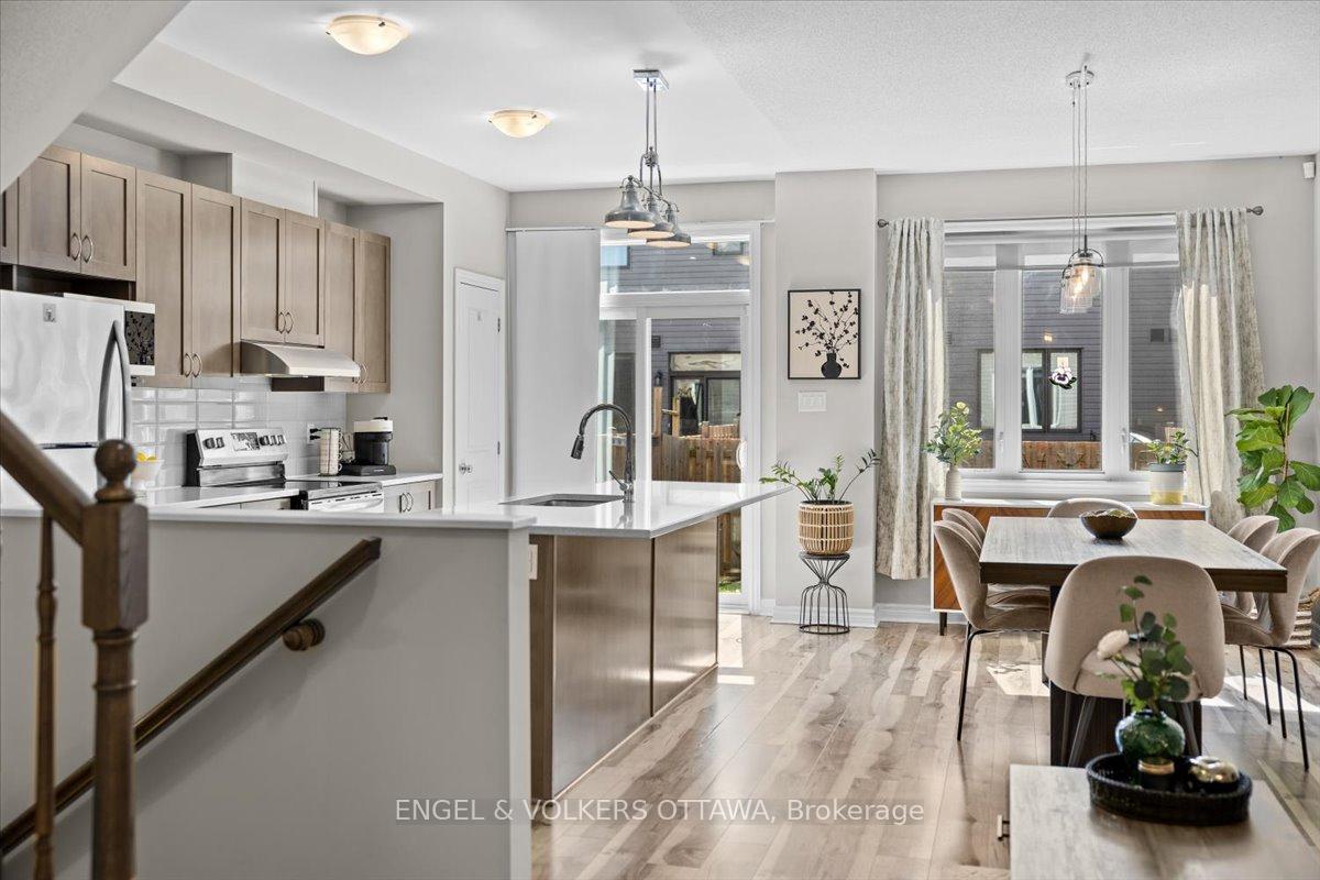 Photo 15 of 508 Hyssop Street, Ottawa, Avalon West — HOMEH