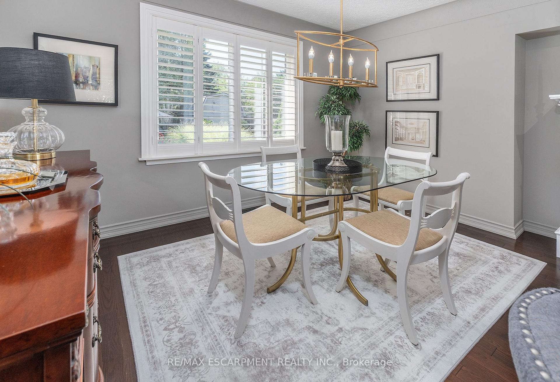 Photo 11 of 66 Garden Avenue, Hamilton, Ancaster — HOMEH