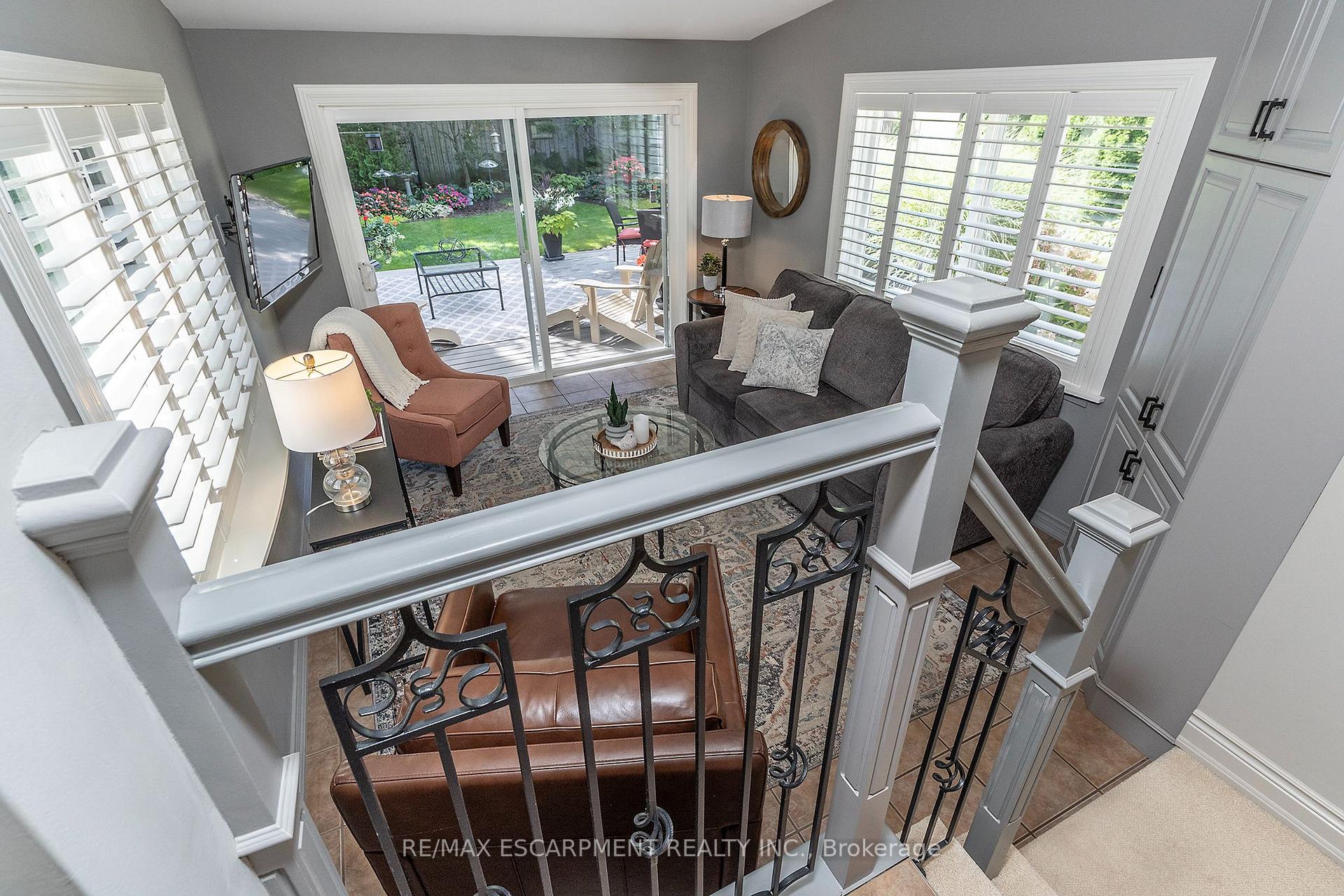 Photo 28 of 66 Garden Avenue, Hamilton, Ancaster — HOMEH