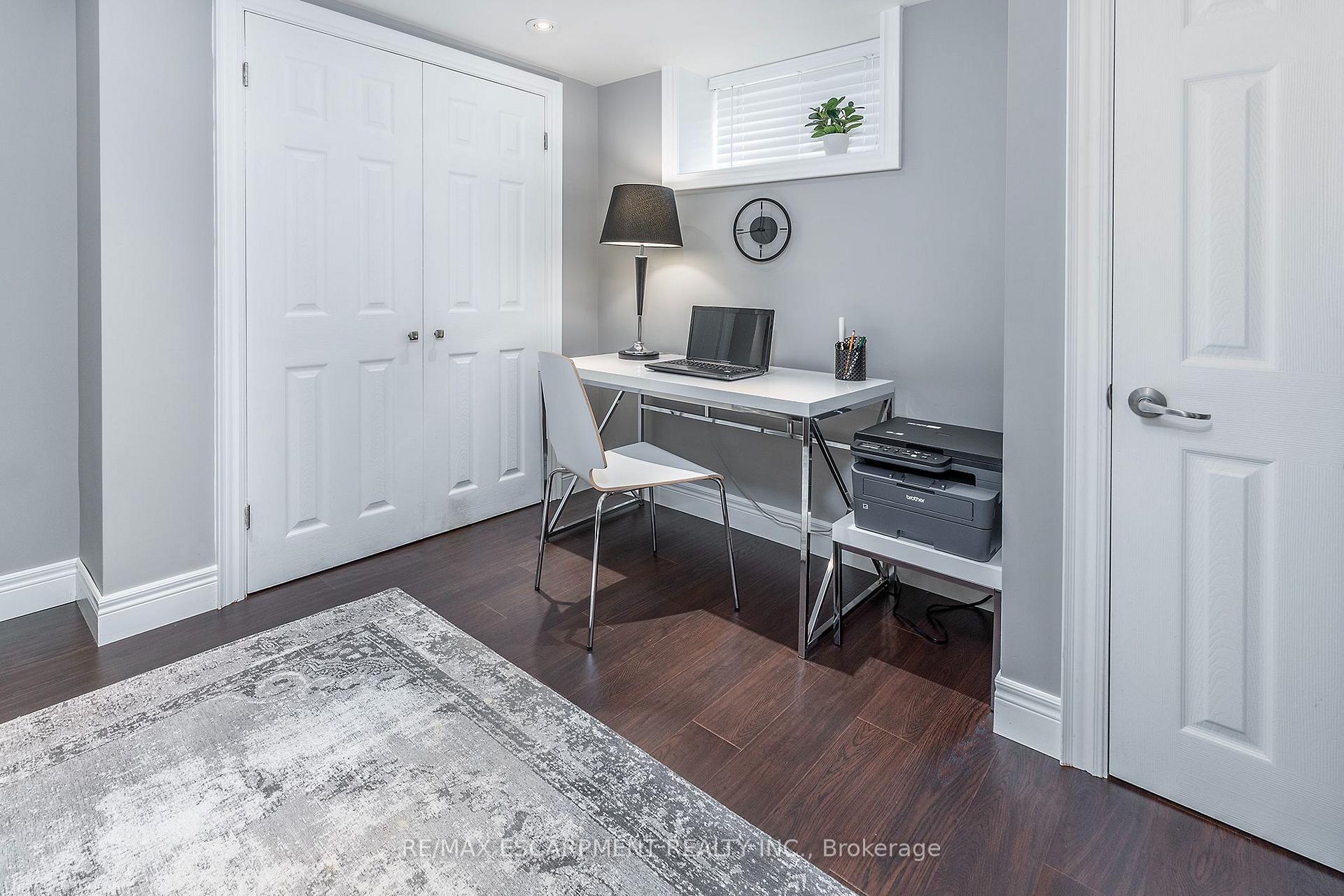 Photo 33 of 66 Garden Avenue, Hamilton, Ancaster — HOMEH