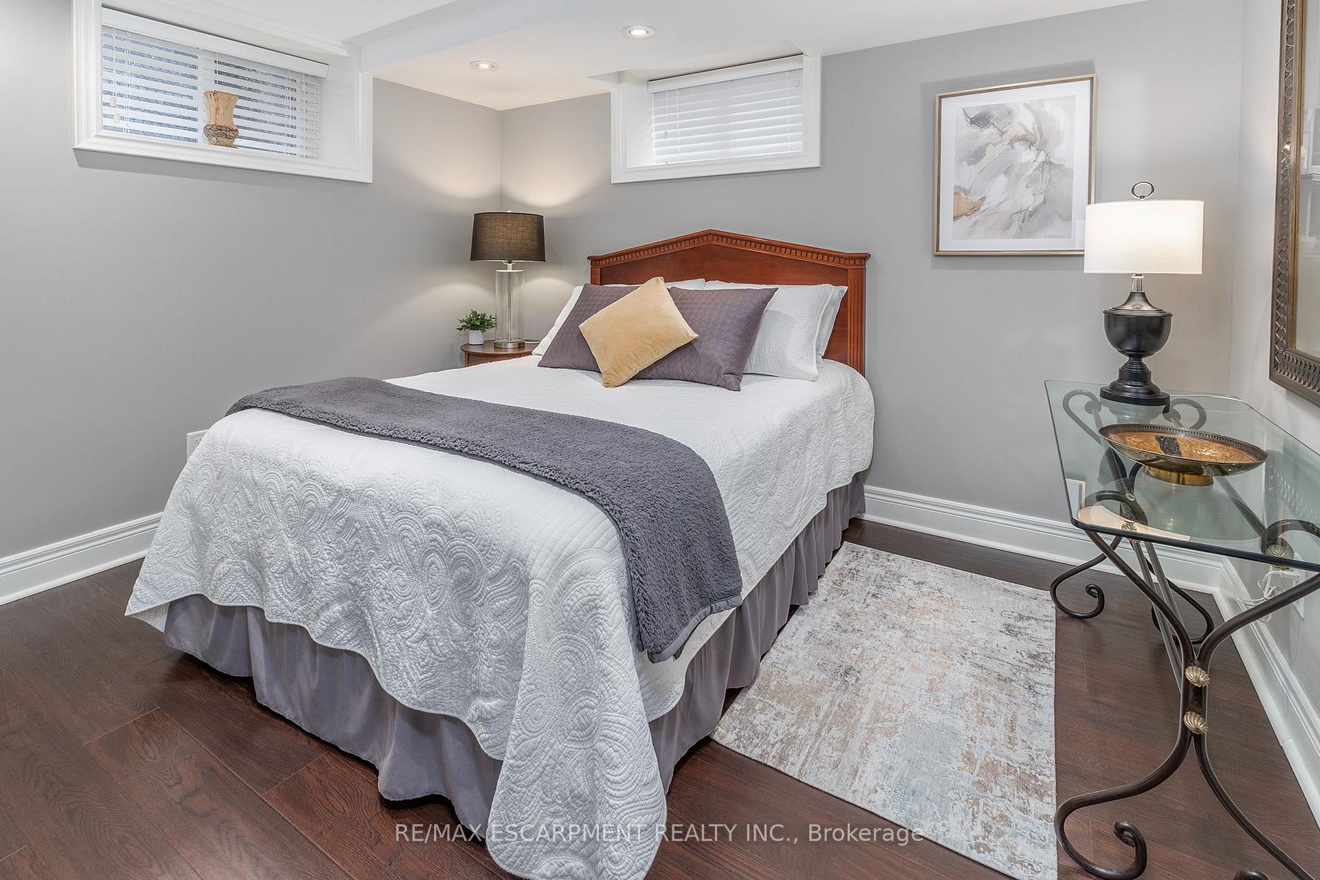 Photo 34 of 66 Garden Avenue, Hamilton, Ancaster — HOMEH