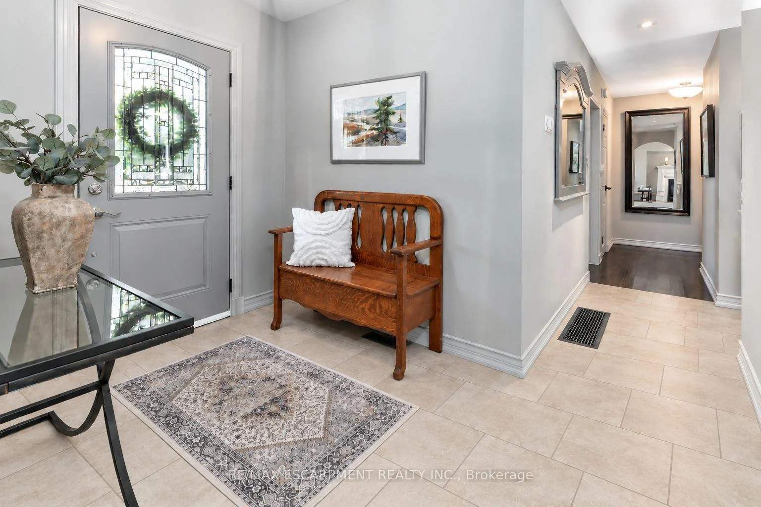 Photo 6 of 66 Garden Avenue, Hamilton, Ancaster — HOMEH