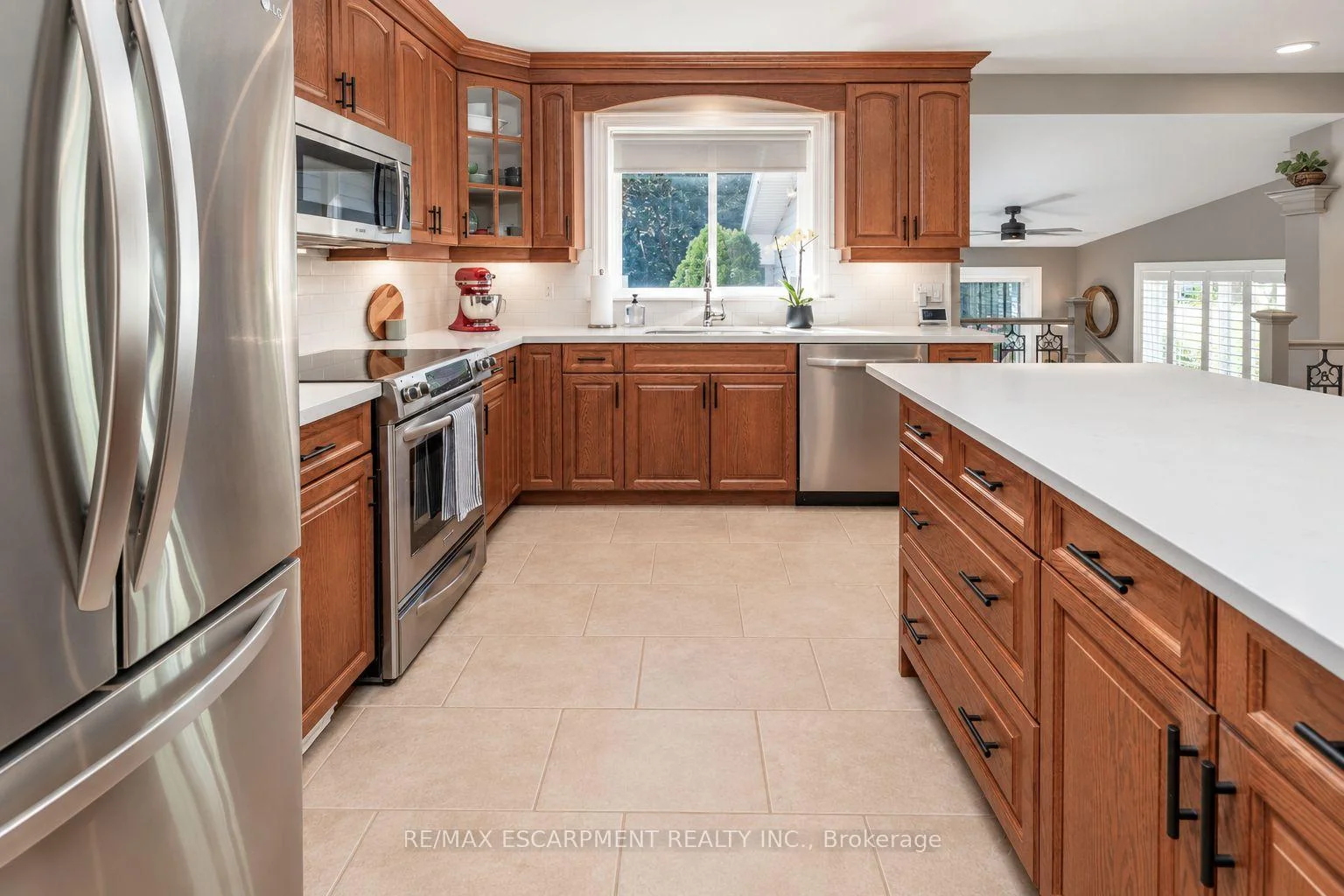 Photo 13 of 66 Garden Avenue, Hamilton, Ancaster — HOMEH