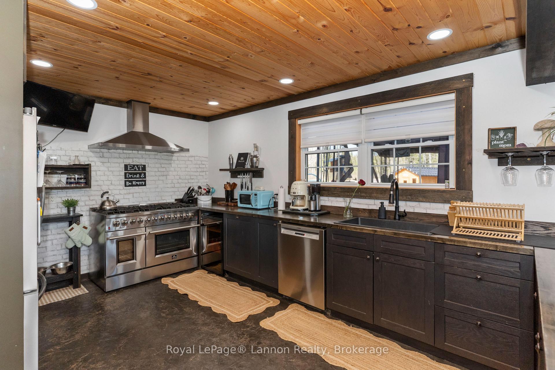 Photo 11 of 1035 Peterson Road, Thunder Bay Remote Area, Gorham — HOMEH