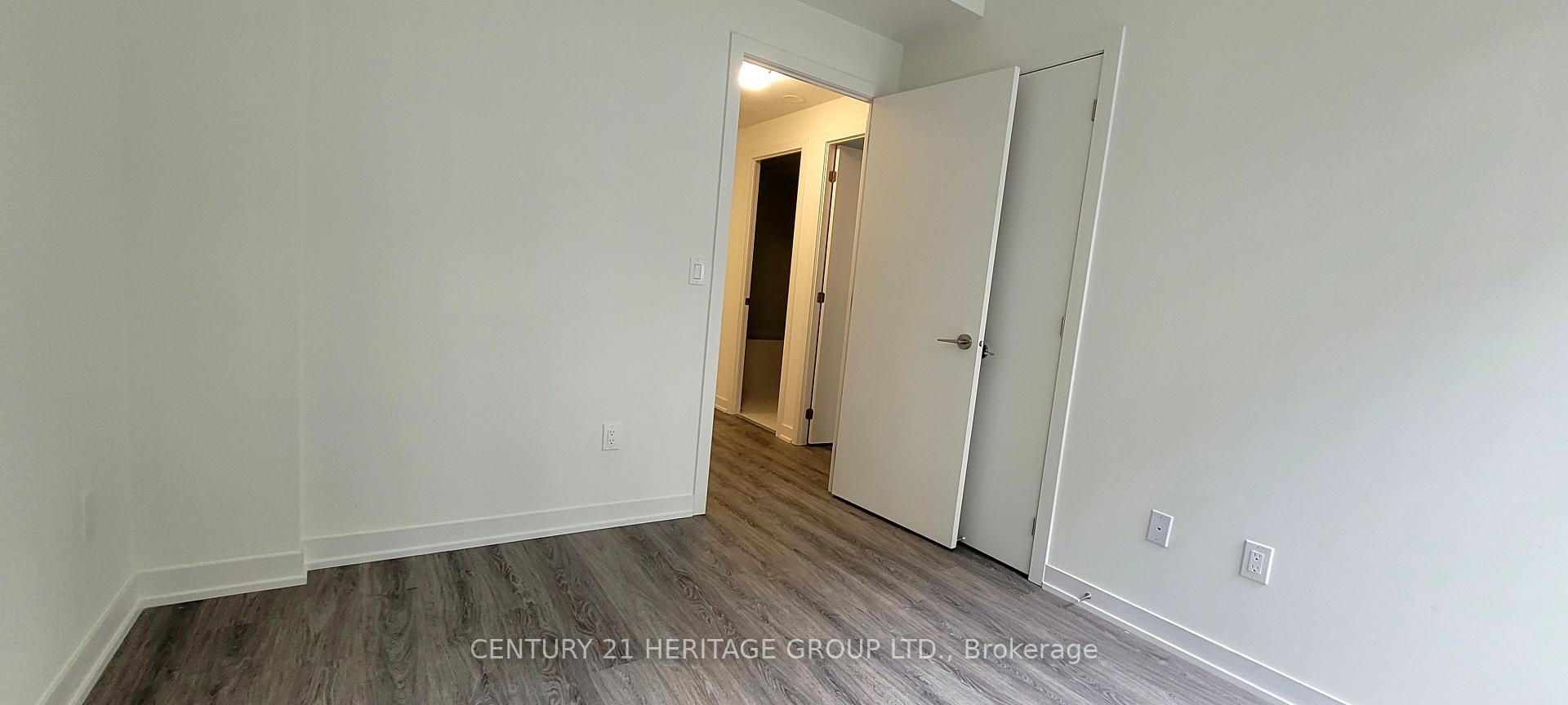 Photo 14 of Unit 1230, 12 David Eyer Road, Richmond Hill, Rural Richmond Hill — HOMEH