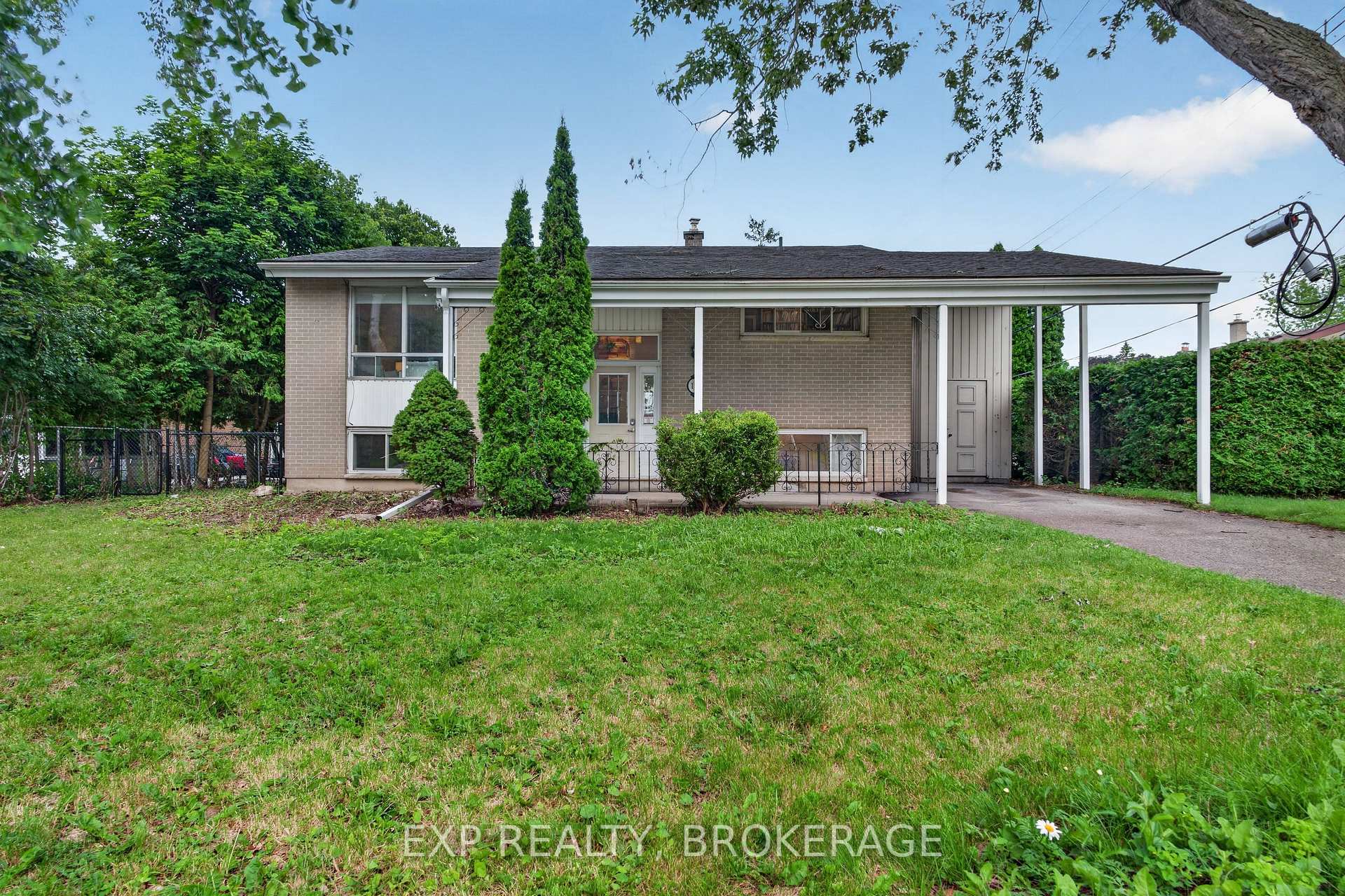 Photo 2 of 11 Pember Place, Kingston, Central City West — HOMEH