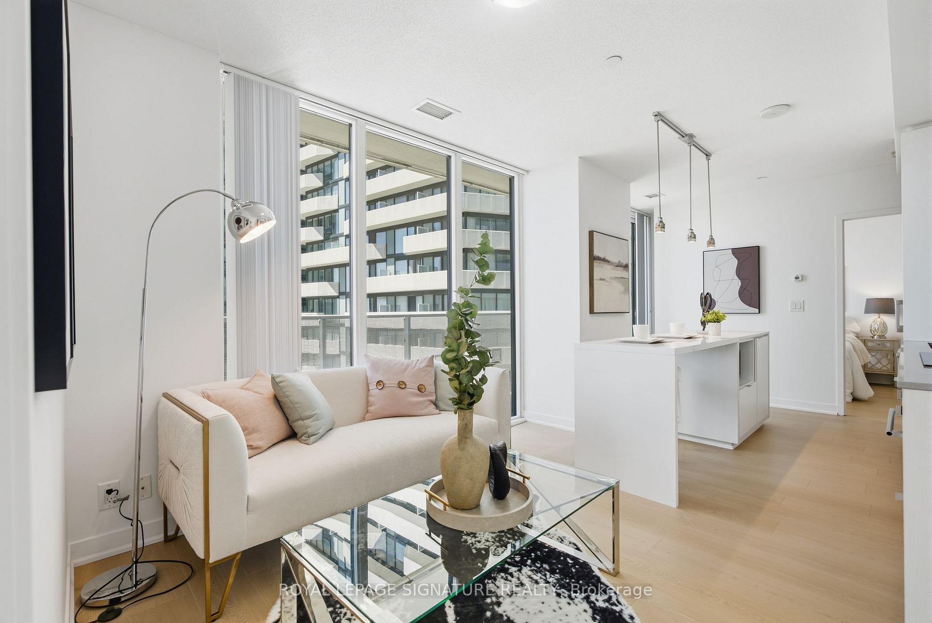 Photo 9 of Unit 1710, 88 Harbour Street, Toronto, Waterfront Communities — HOMEH