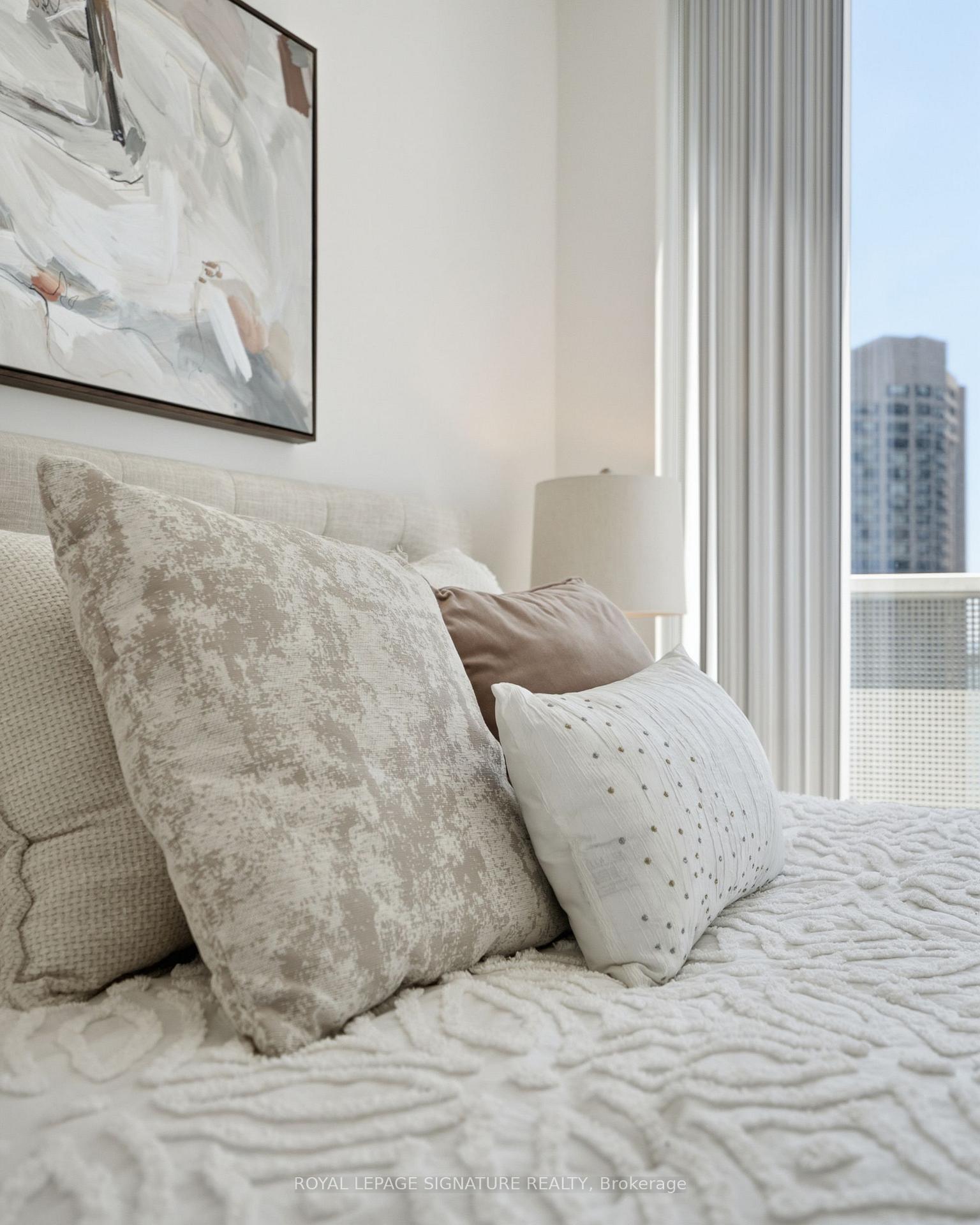 Photo 23 of Unit 1710, 88 Harbour Street, Toronto, Waterfront Communities — HOMEH