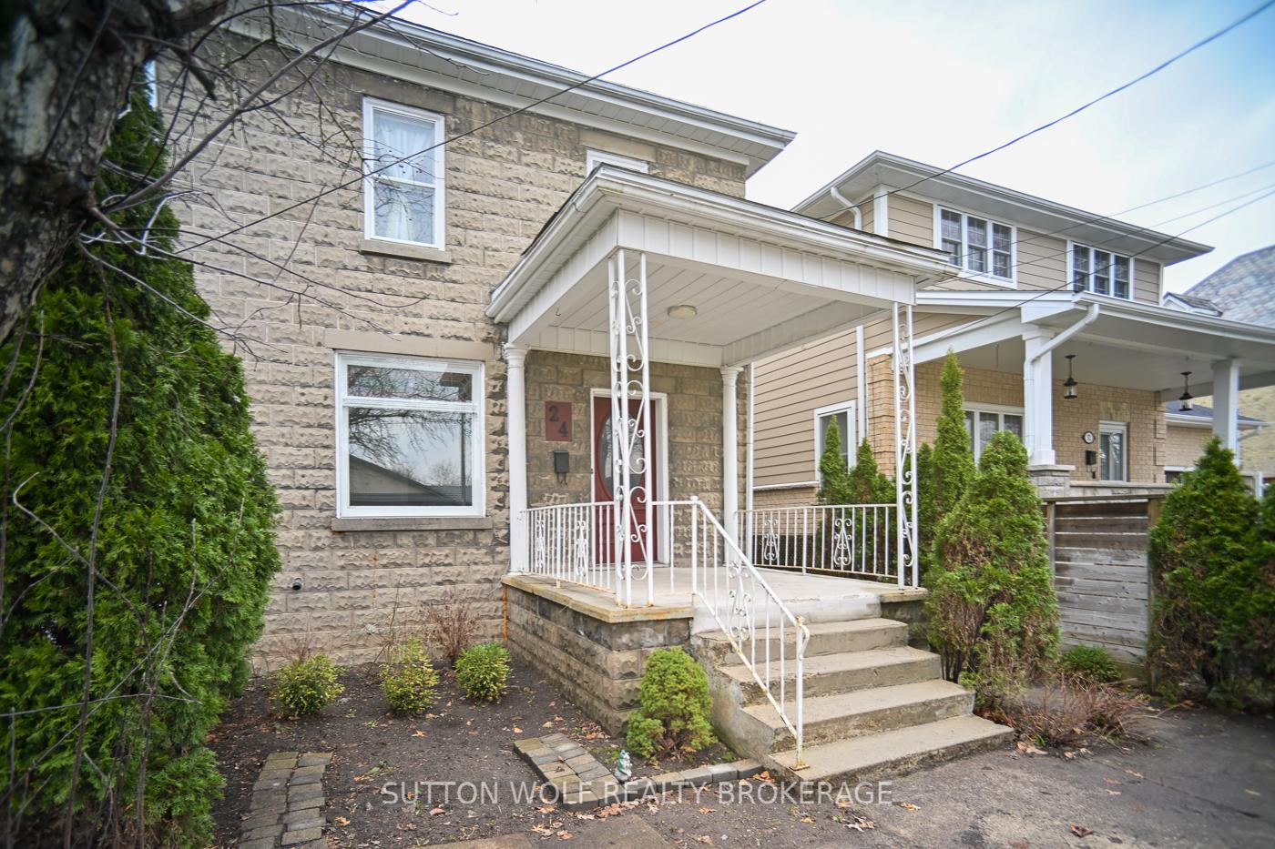 Photo 2 of 24 Colborne Street, Strathroy-Caradoc, NE — HOMEH