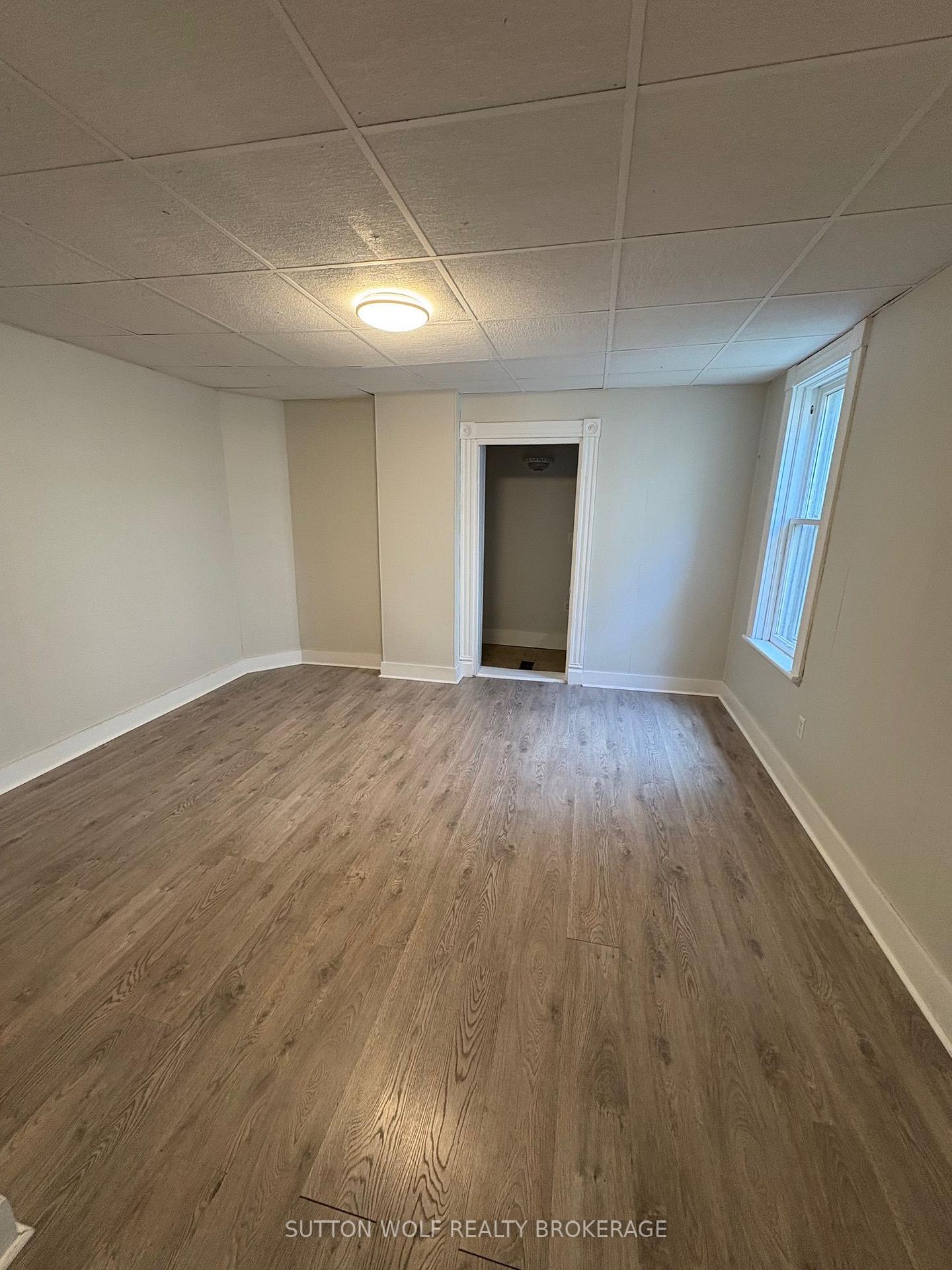 Photo 17 of 24 Colborne Street, Strathroy-Caradoc, NE — HOMEH