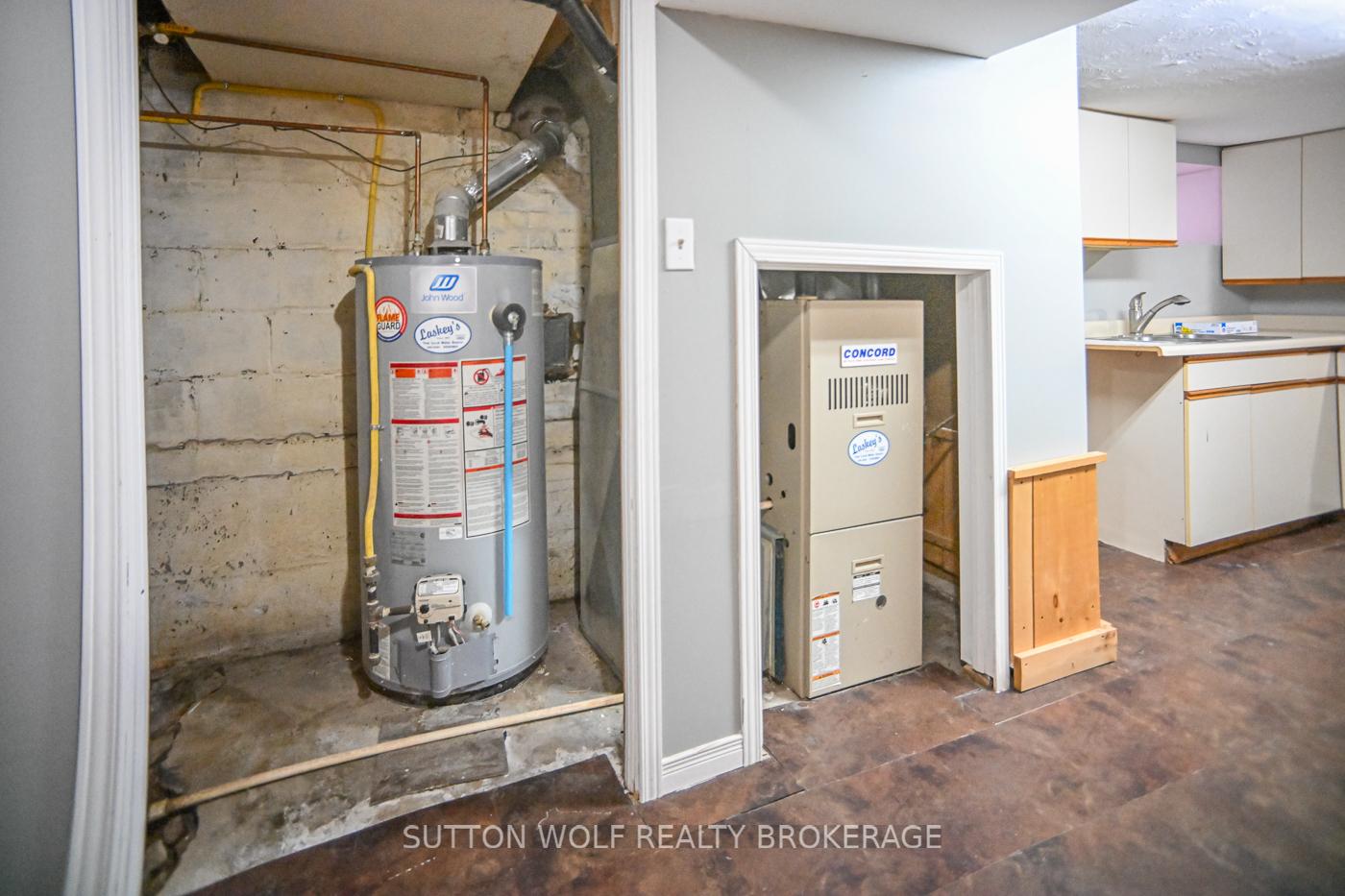 Photo 20 of 24 Colborne Street, Strathroy-Caradoc, NE — HOMEH