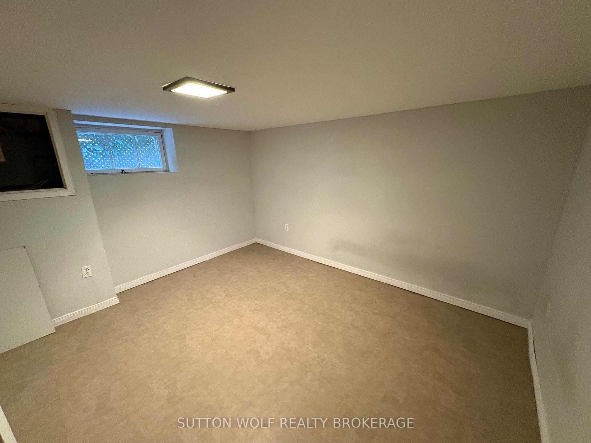Photo 23 of 24 Colborne Street, Strathroy-Caradoc, NE — HOMEH