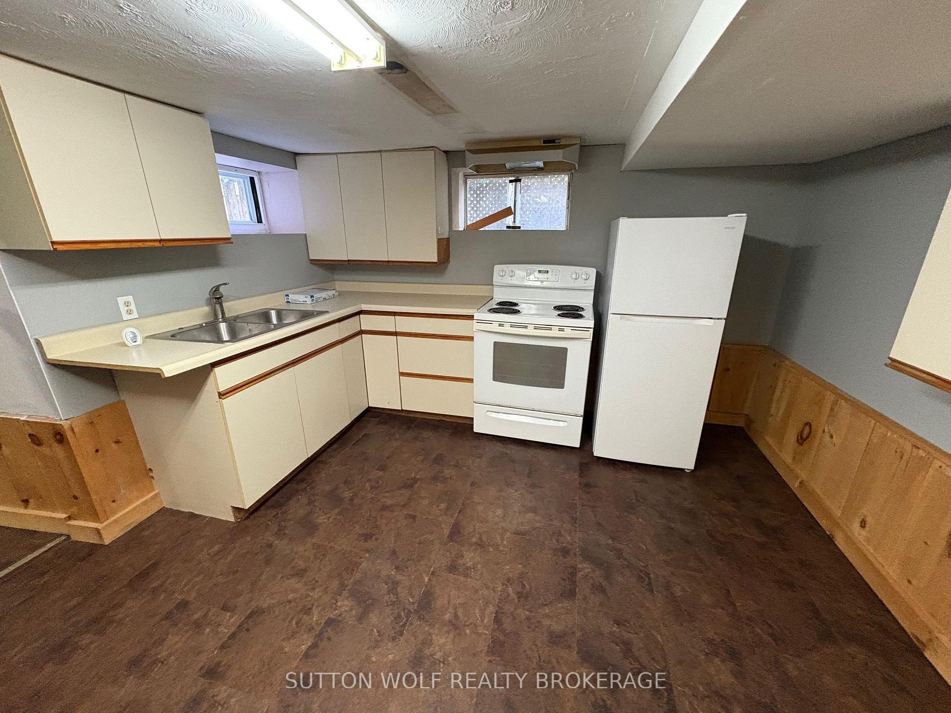 Photo 24 of 24 Colborne Street, Strathroy-Caradoc, NE — HOMEH