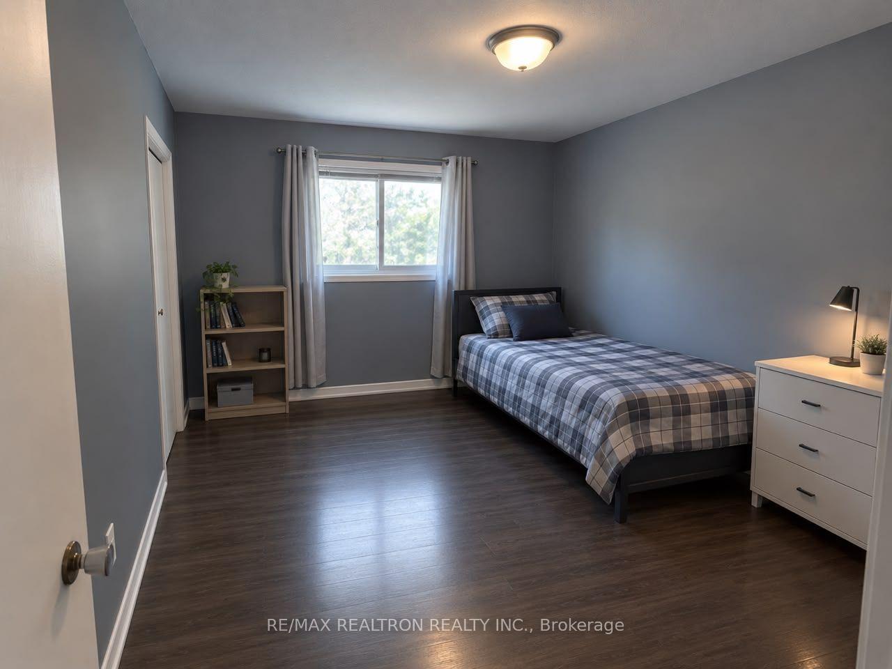 Photo 10 of Unit Upper, 280 Hillcrest Road N, Georgina, Keswick North — HOMEH