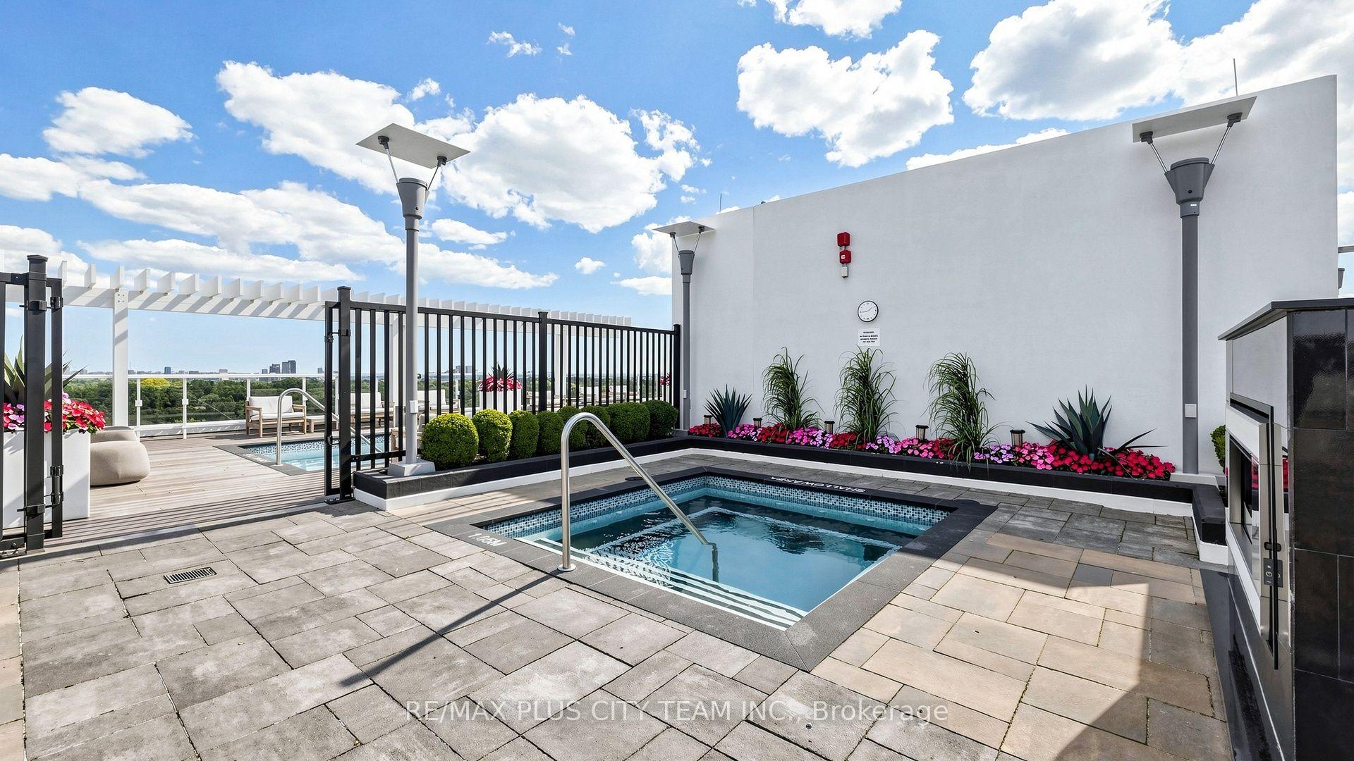 Photo 32 of Unit Uph07, 3018 Yonge Street, Toronto, Lawrence Park South — HOMEH