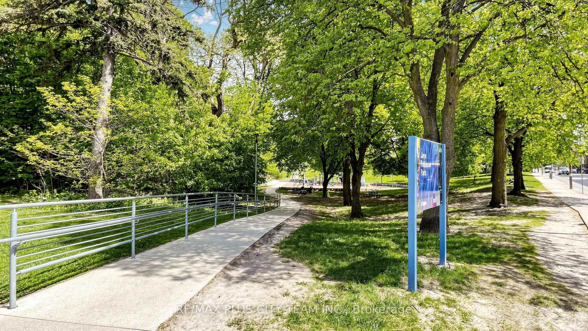 Photo 39 of Unit Uph07, 3018 Yonge Street, Toronto, Lawrence Park South — HOMEH