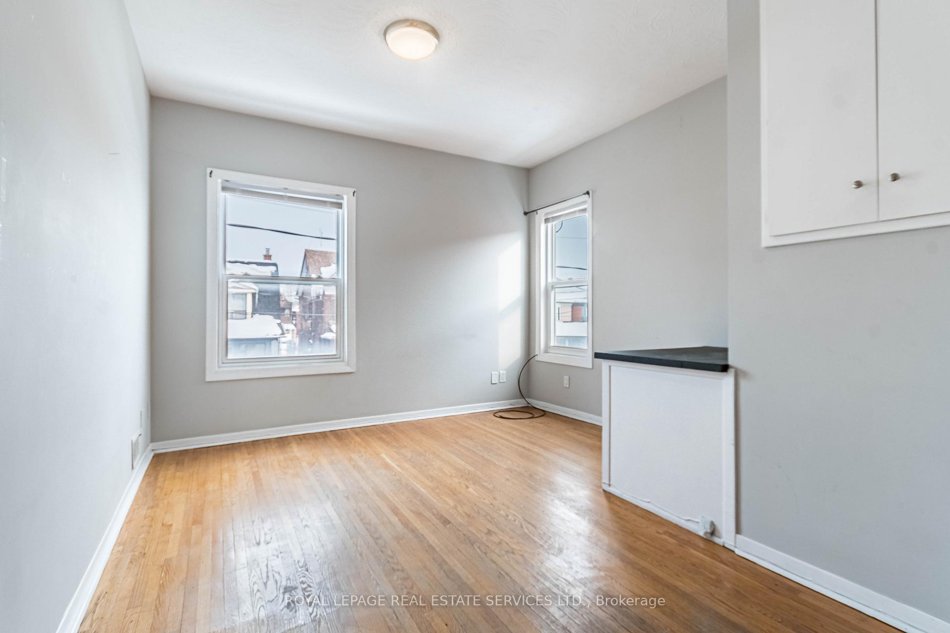 Photo 15 of 740 Lansdowne Avenue, Toronto, Dovercourt-Wallace Emerson-Junction — HOMEH