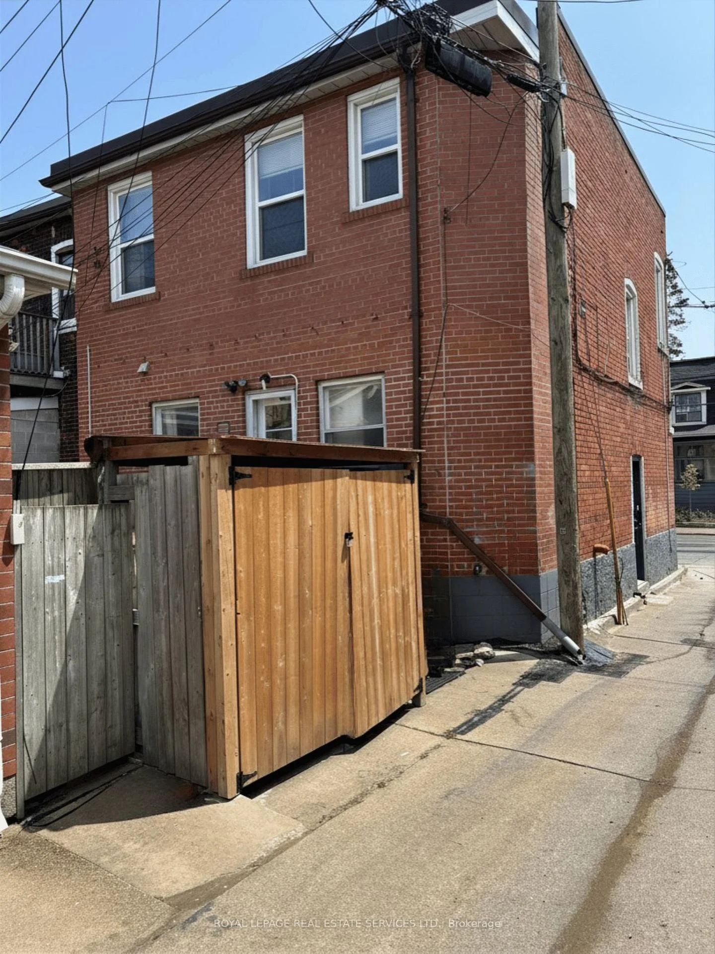 Photo 6 of 740 Lansdowne Avenue, Toronto, Dovercourt-Wallace Emerson-Junction — HOMEH
