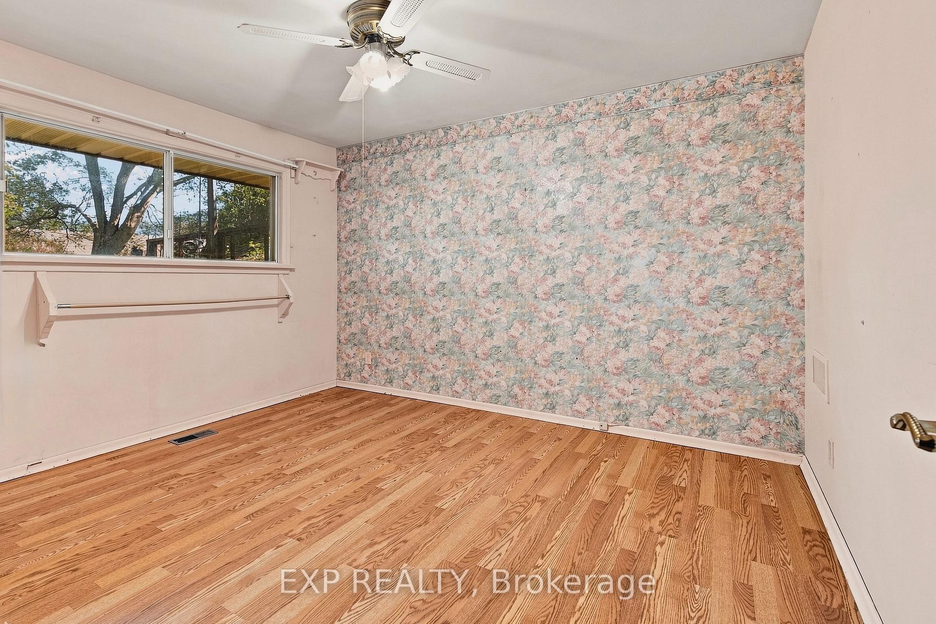 Photo 14 of 30 Gerard Avenue, Kitchener, Vanier - Kitchener — HOMEH