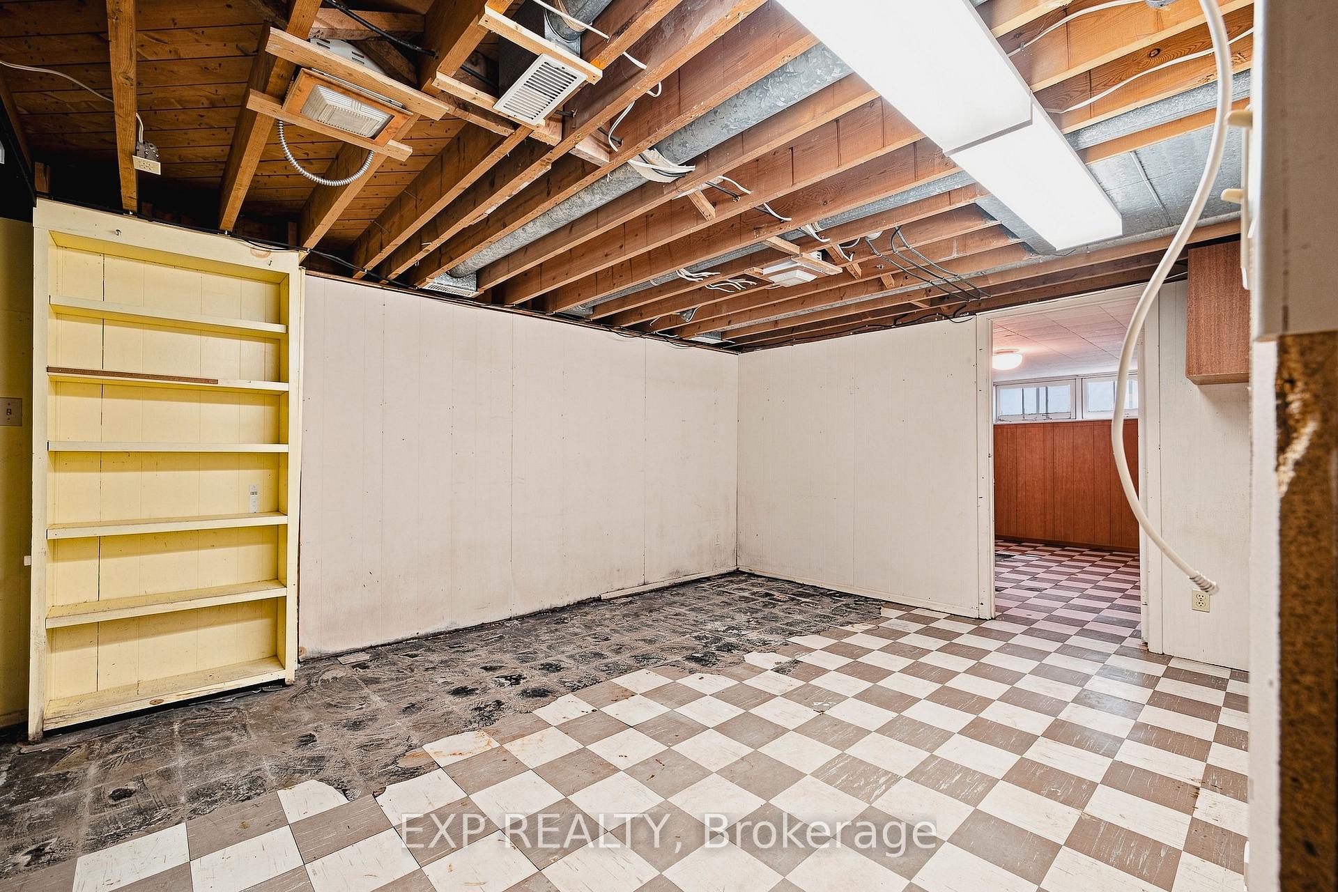 Photo 19 of 30 Gerard Avenue, Kitchener, Vanier - Kitchener — HOMEH