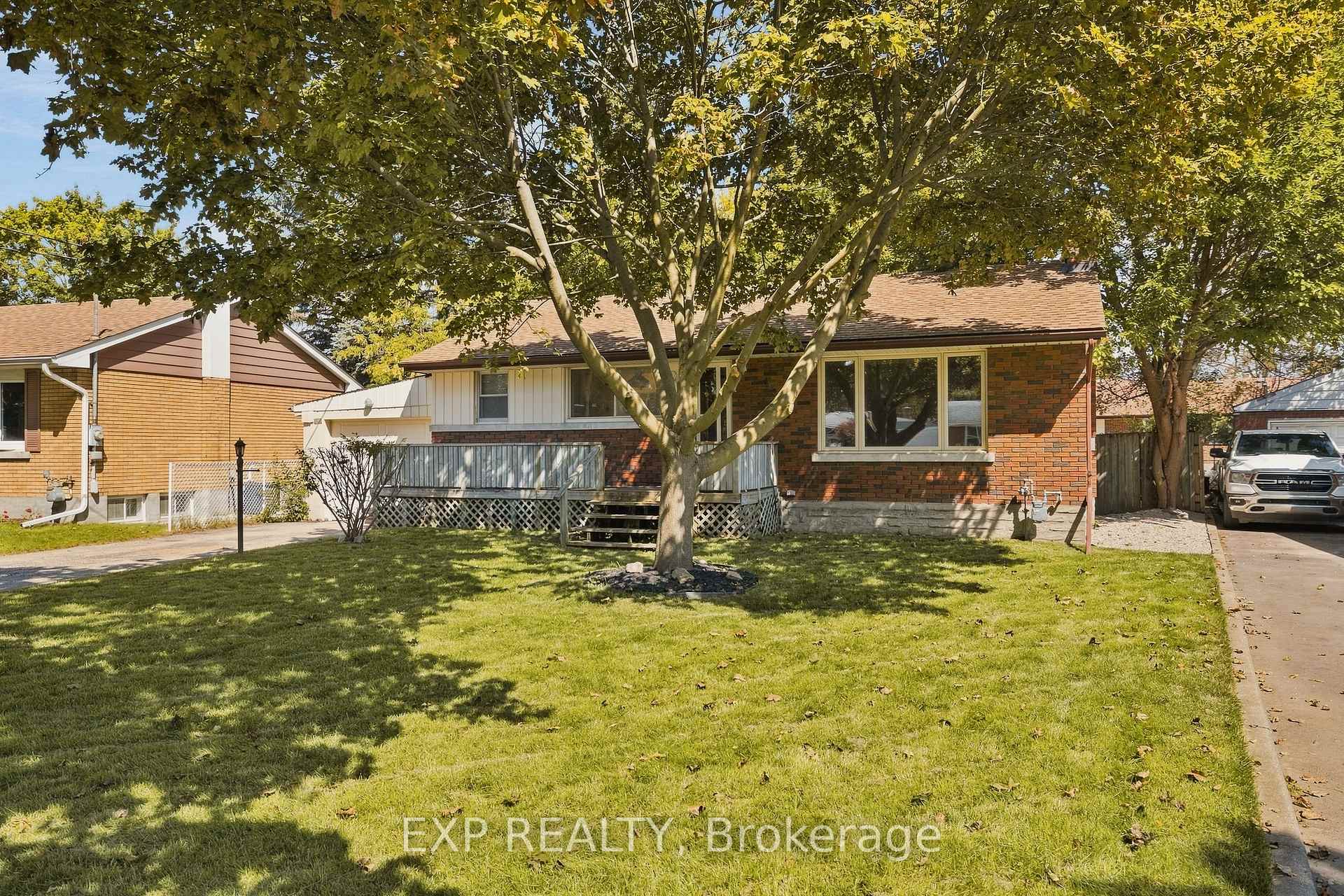 Photo 28 of 30 Gerard Avenue, Kitchener, Vanier - Kitchener — HOMEH