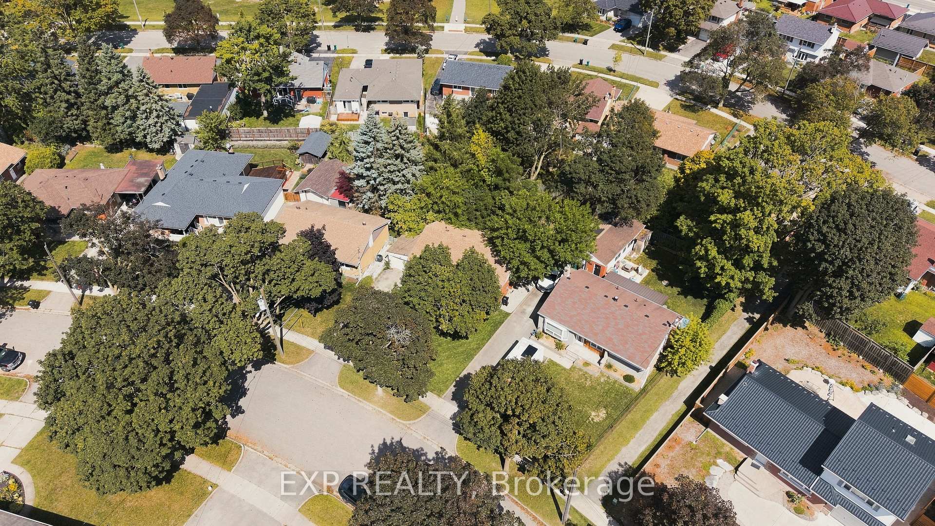 Photo 29 of 30 Gerard Avenue, Kitchener, Vanier - Kitchener — HOMEH