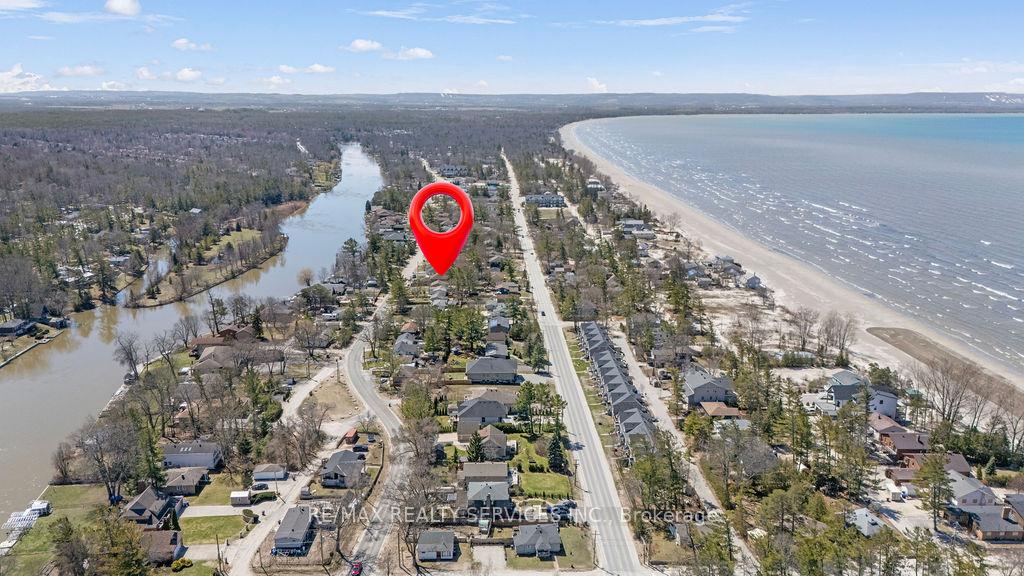 Photo 6 of 254 Old Mosley Street, Wasaga Beach — HOMEH