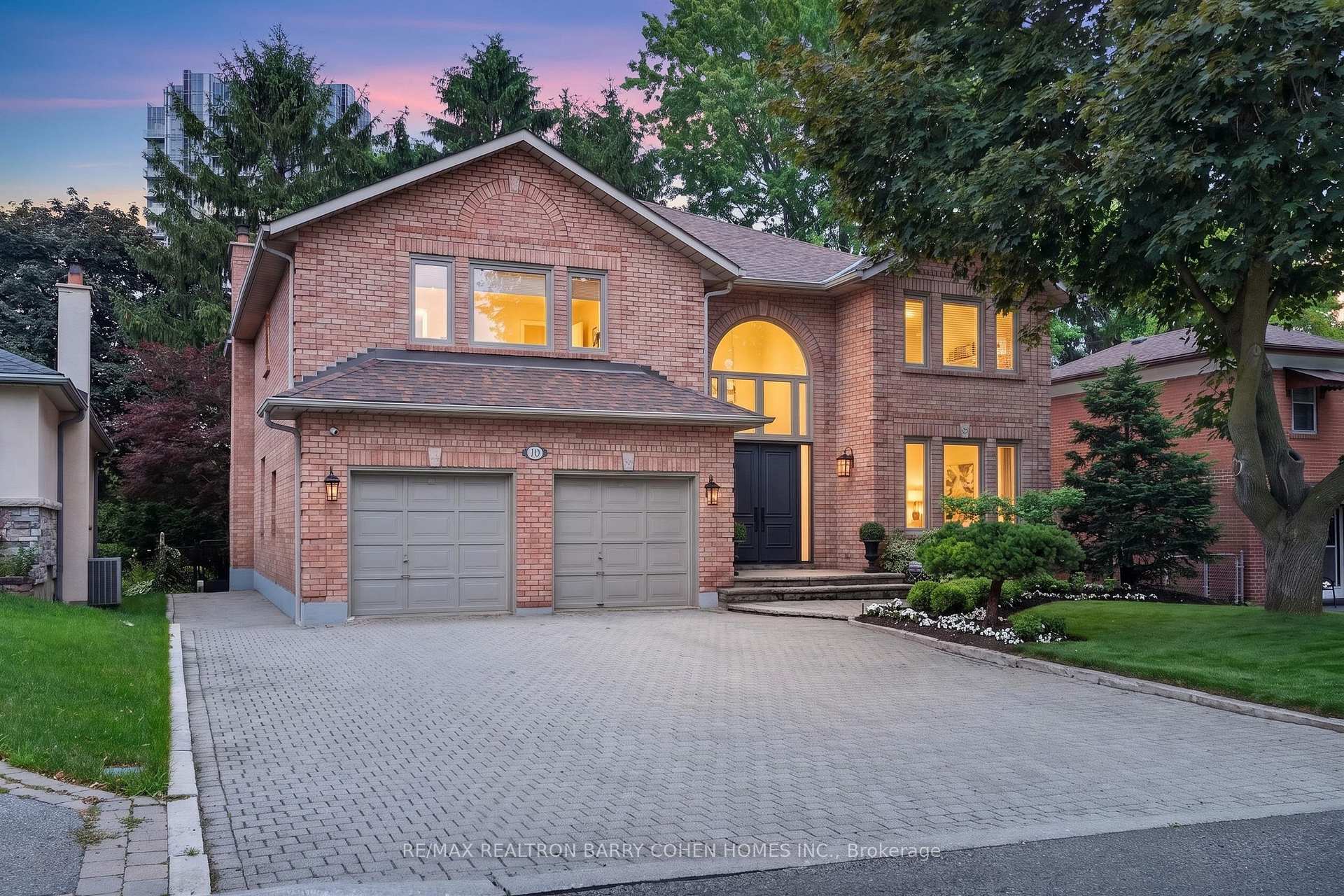 Photo 1 of 110 Upper Canada Drive, North York, St. Andrew-Windfields — HOMEH