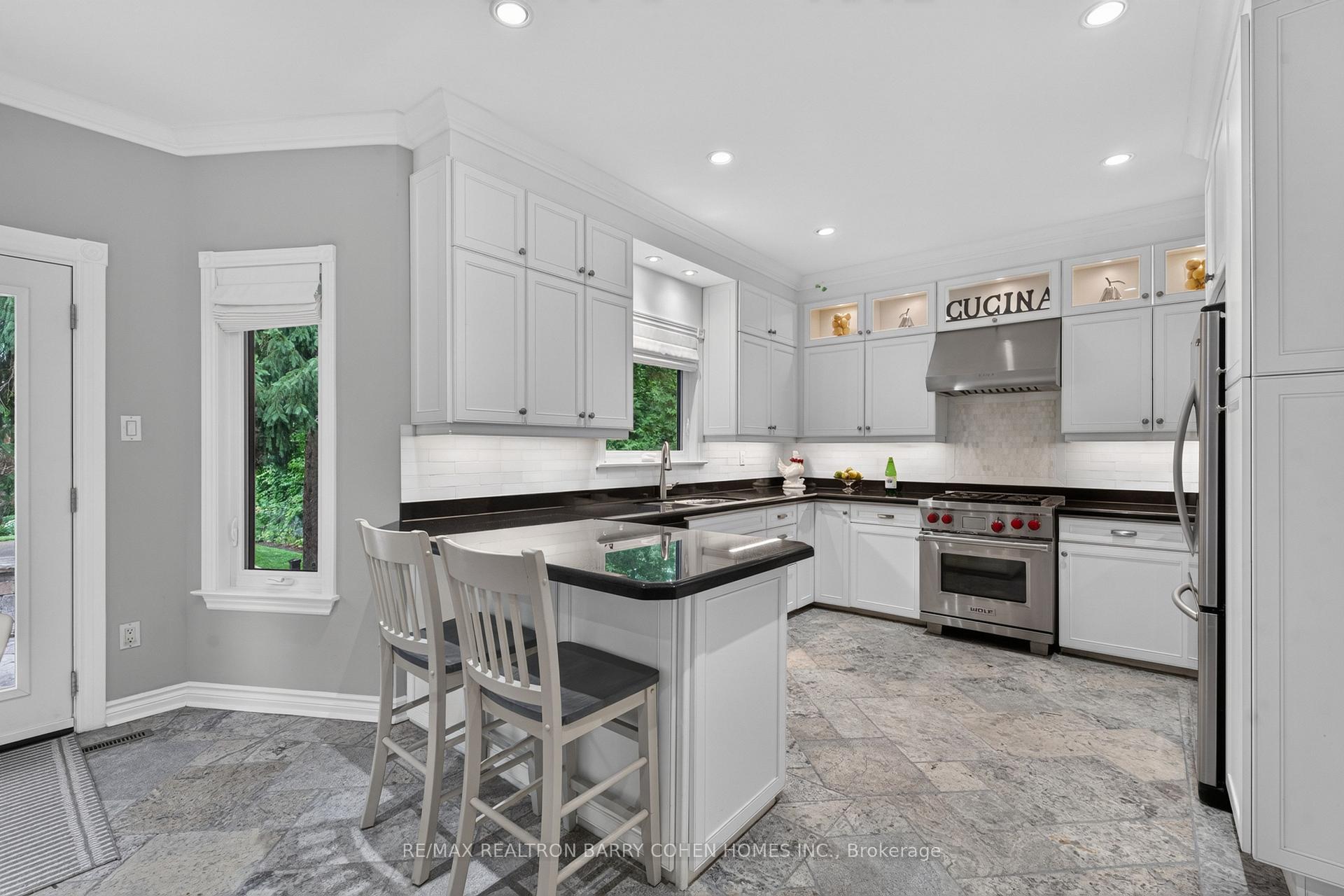 Photo 14 of 110 Upper Canada Drive, North York, St. Andrew-Windfields — HOMEH