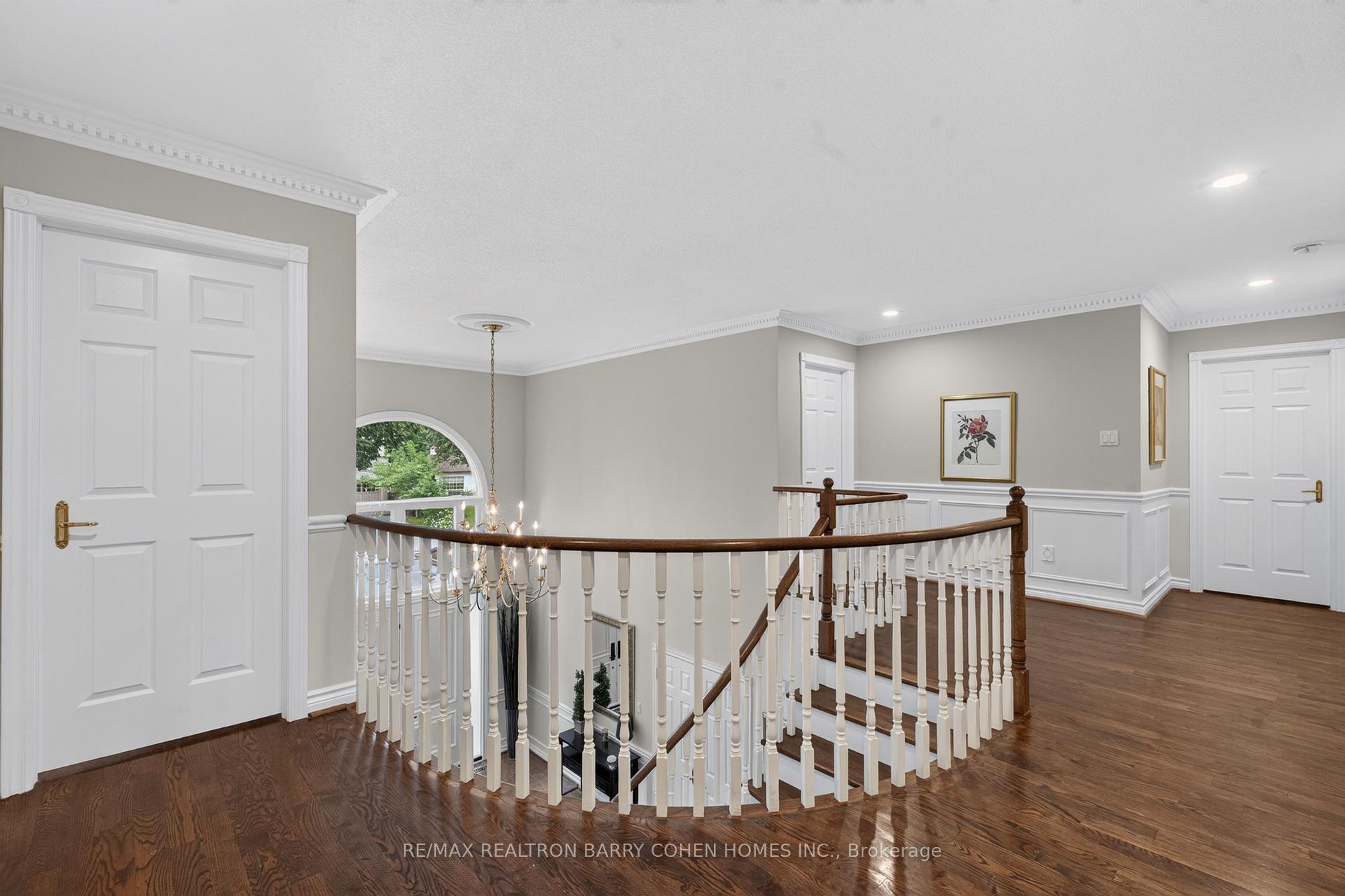Photo 19 of 110 Upper Canada Drive, North York, St. Andrew-Windfields — HOMEH