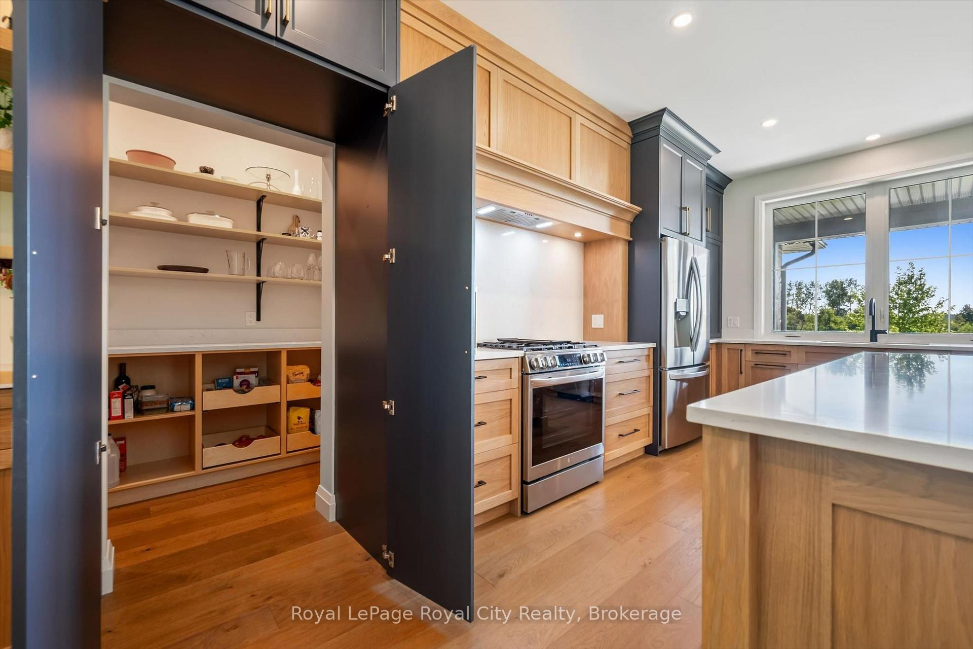 Photo 9 of 113 Sharron Court, Mapleton, Rural Mapleton — HOMEH